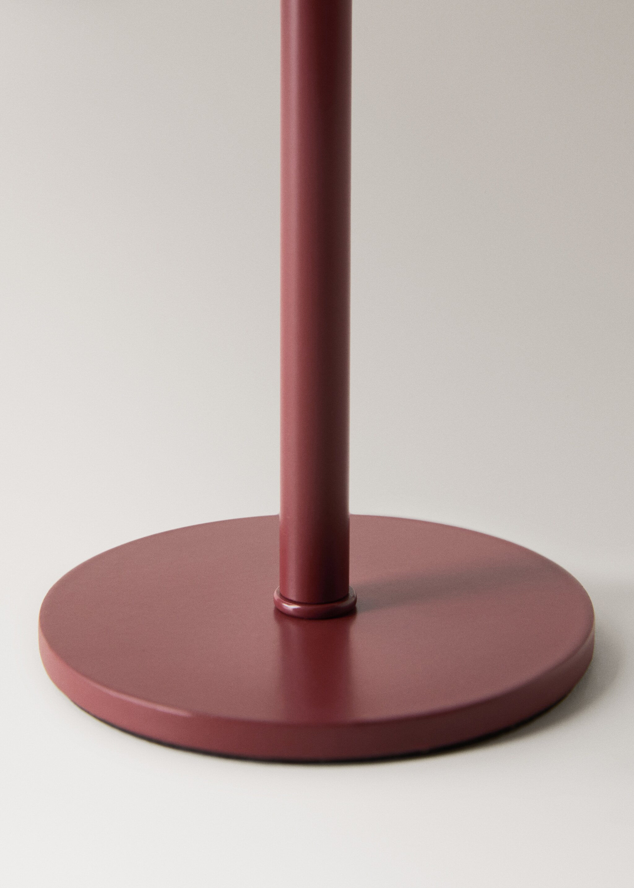 Metalltischlampe mit Touch-Funktion - Detail des Artikels 2, Granatrot. Ref: 17026726-00.