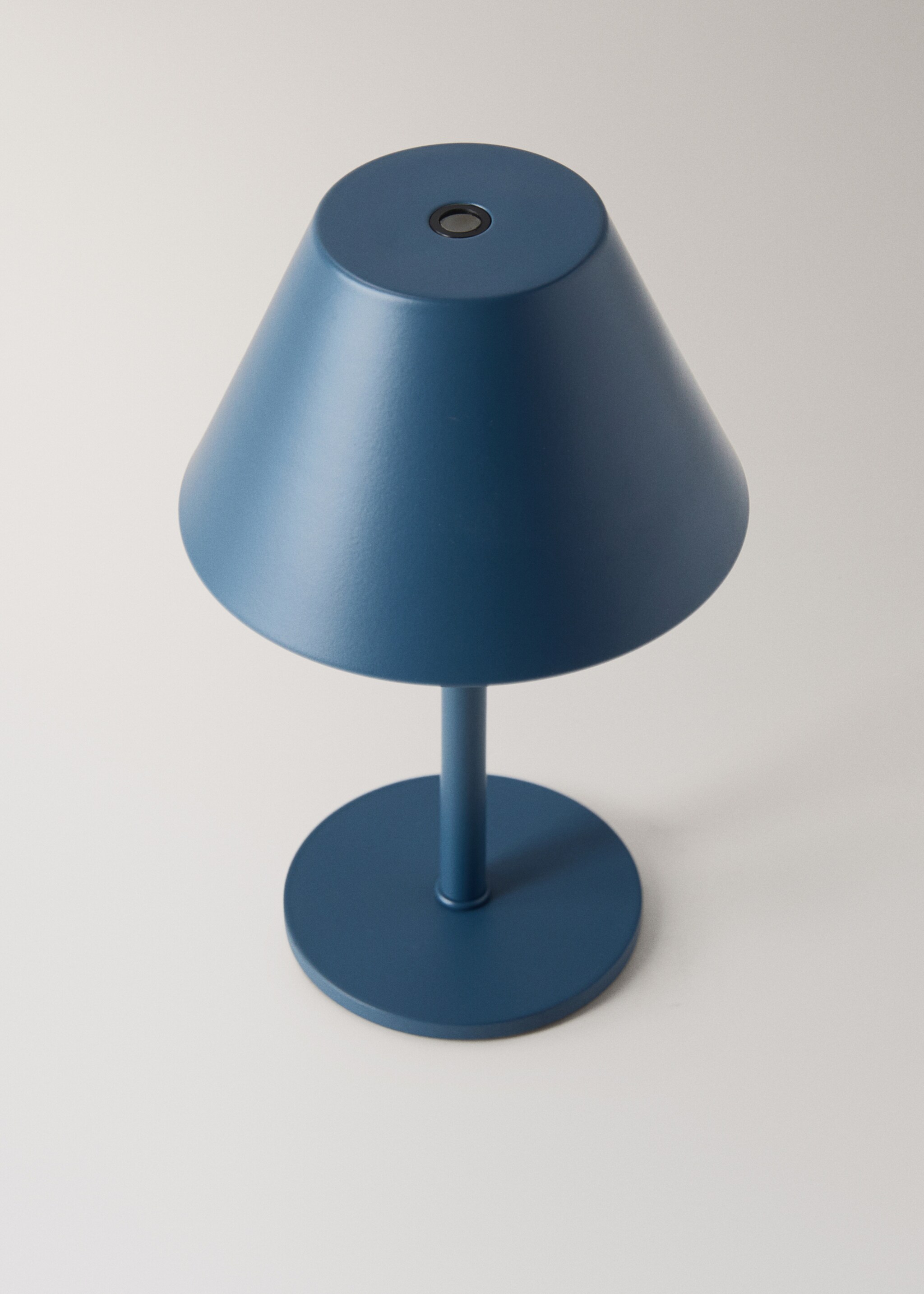 Kovová stolní lampa - Detail zboží 1, Modrý inkoust. Ref: 17026727-00.