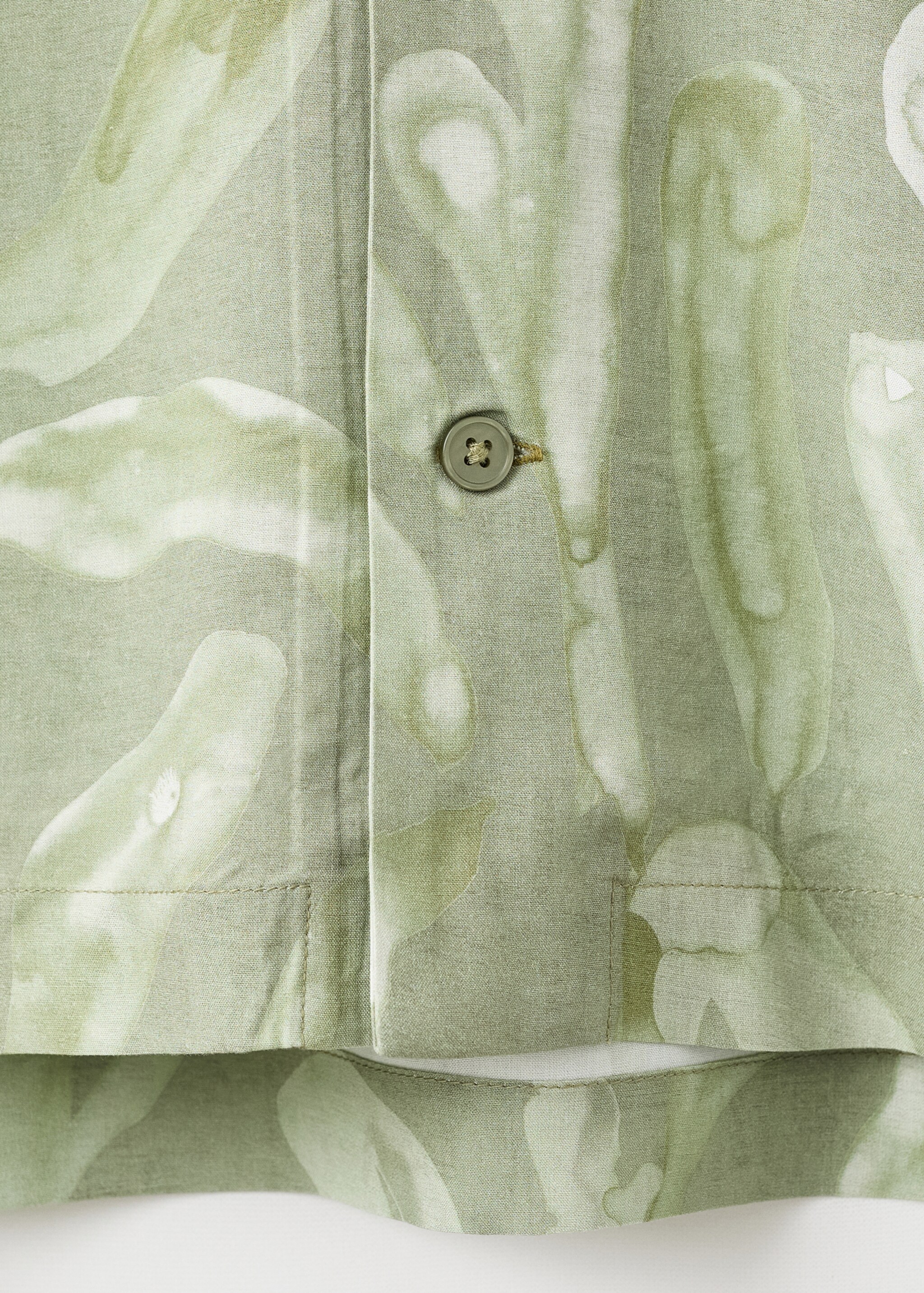 Camisa relaxed fit fluída estampada - Detalle del artículo 0, Verde agua. Ref: 17026740-00.