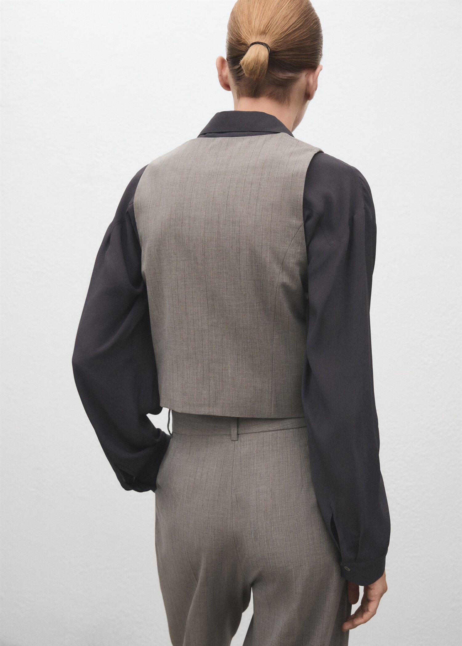 Wool-blend suit waistcoat - Reverse of the article