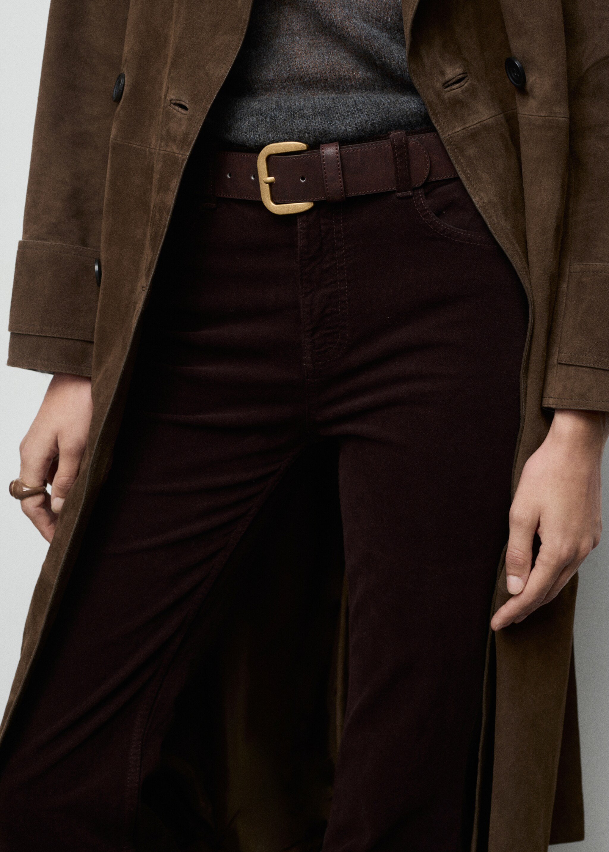 Jeans flare terciopelo - Detalle del artículo 6, Chocolate. Ref: 17027782-00.