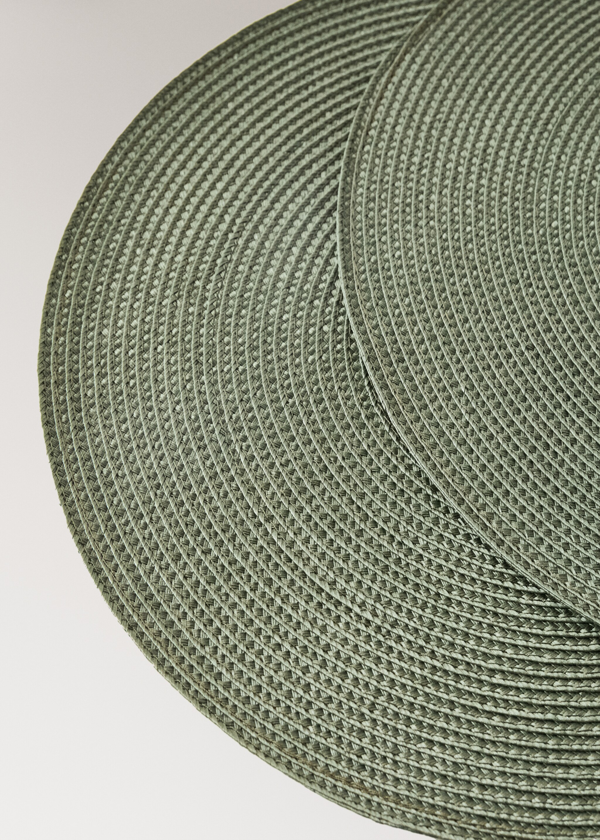 Polypropylene placemats - Details of the article 1, Green. Ref: 17027787-00.