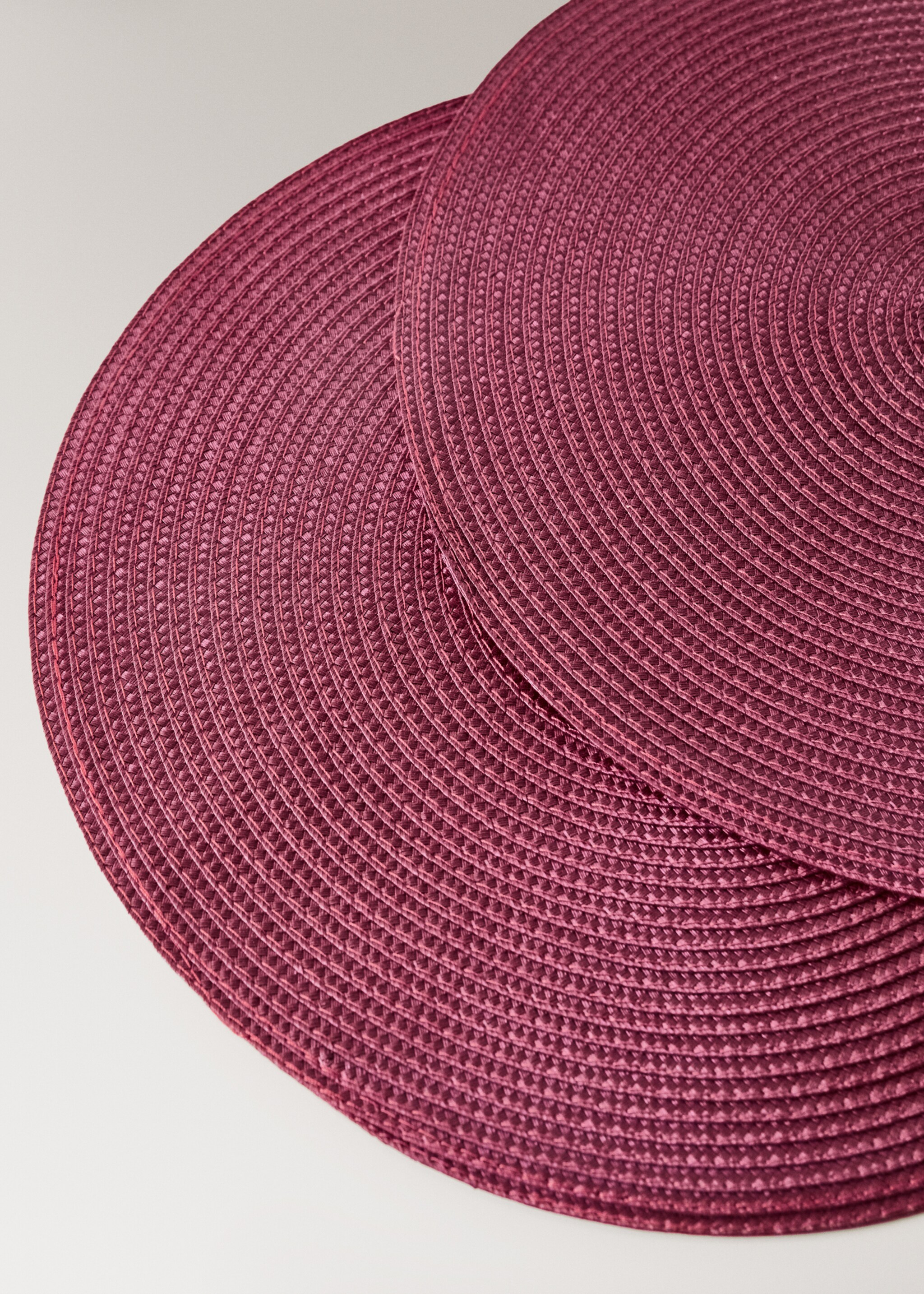 Polypropylene placemats - Details of the article 1, Red. Ref: 17027787-00.