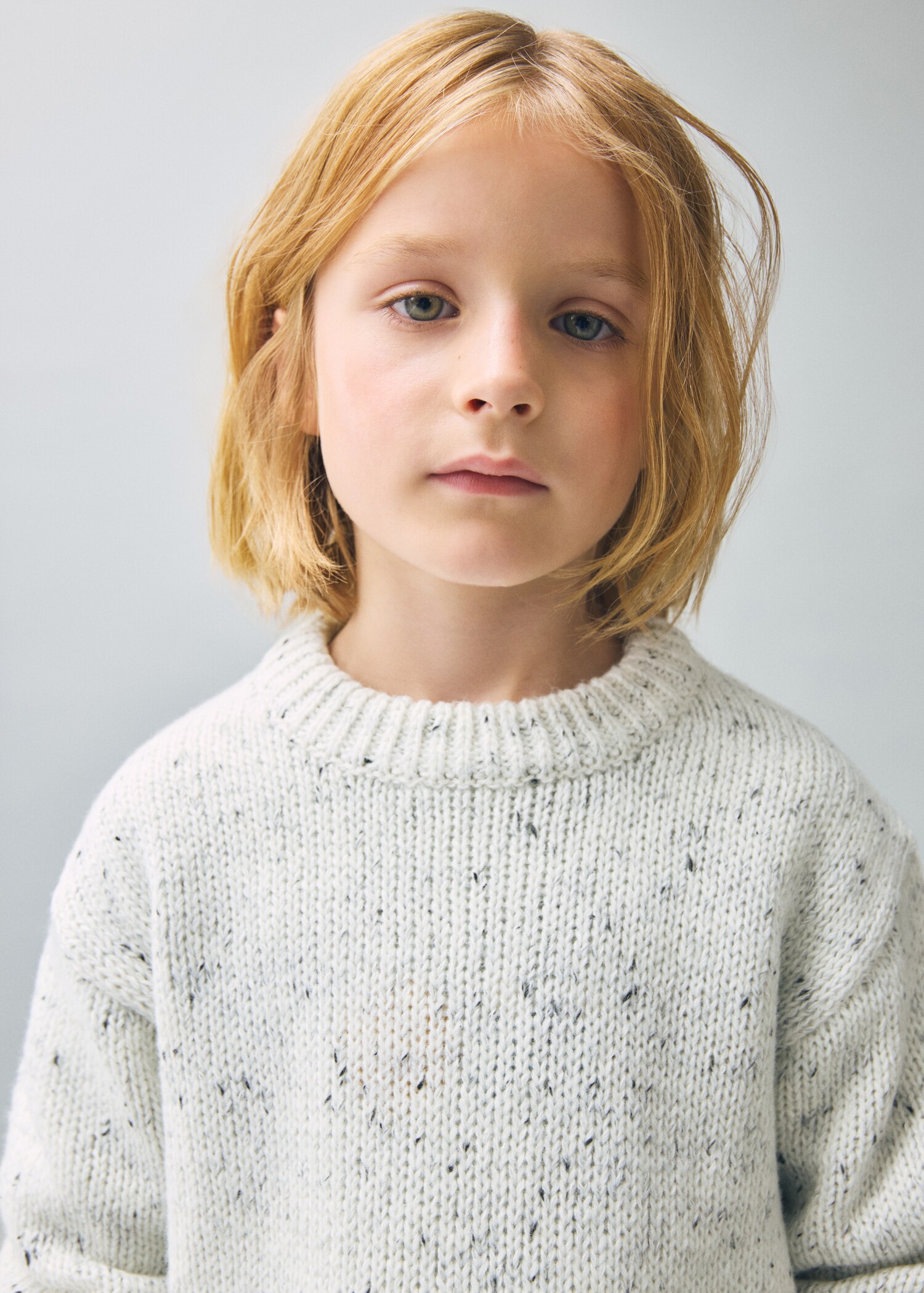 Buttoned flecked sweater - Details of the article 1