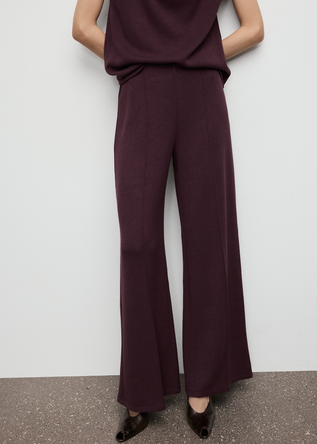 Seam-detail straight-fit pants - image 3