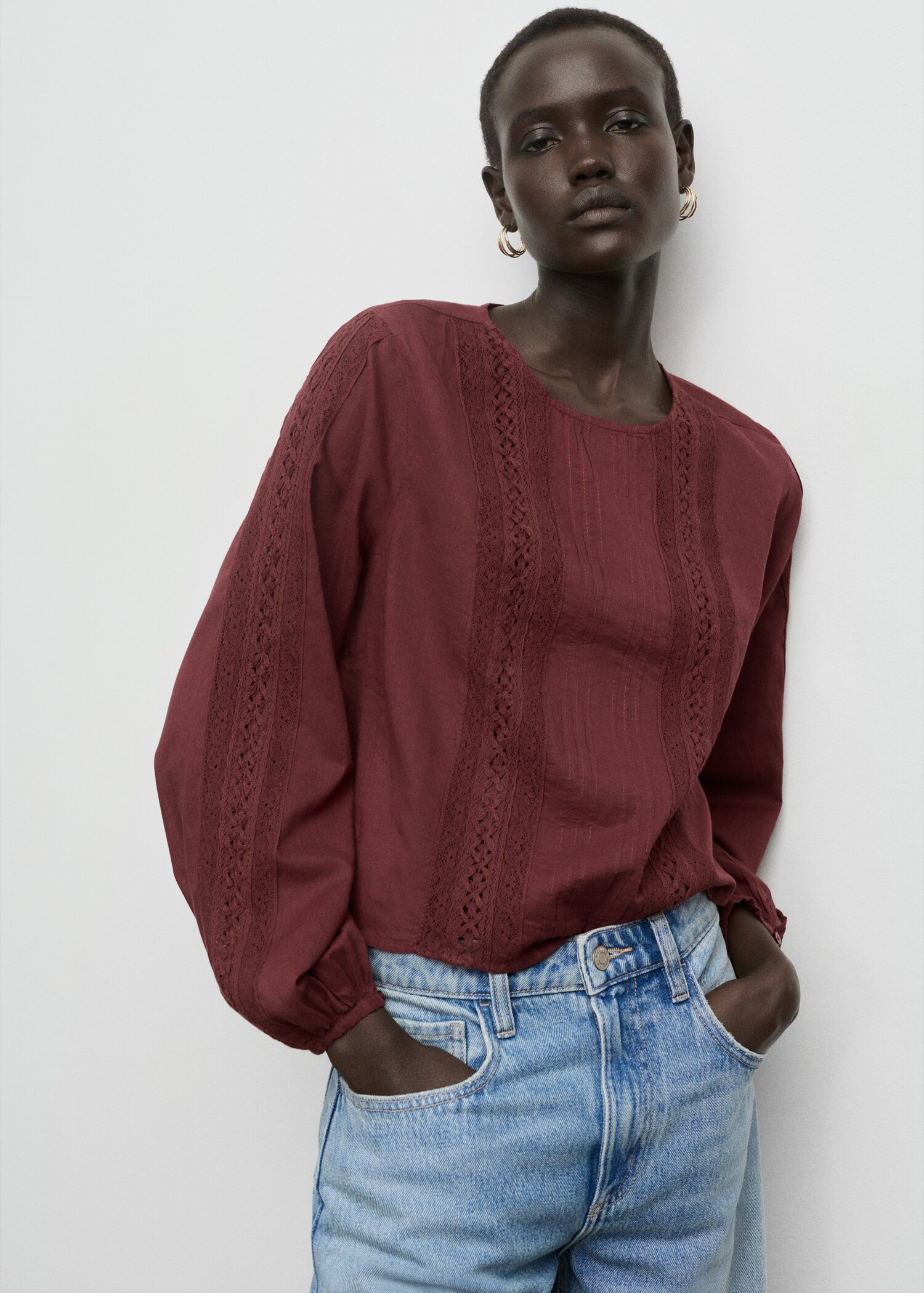 Embroidered puff-sleeve blouse - Medium plane