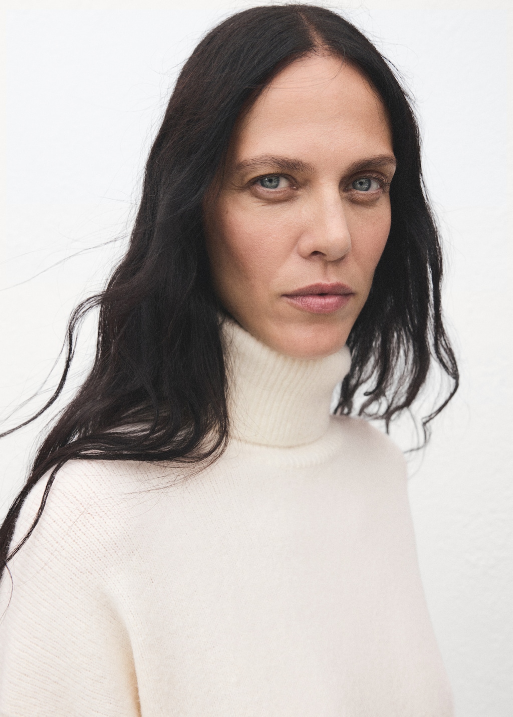 Mango Knitted turtleneck dress