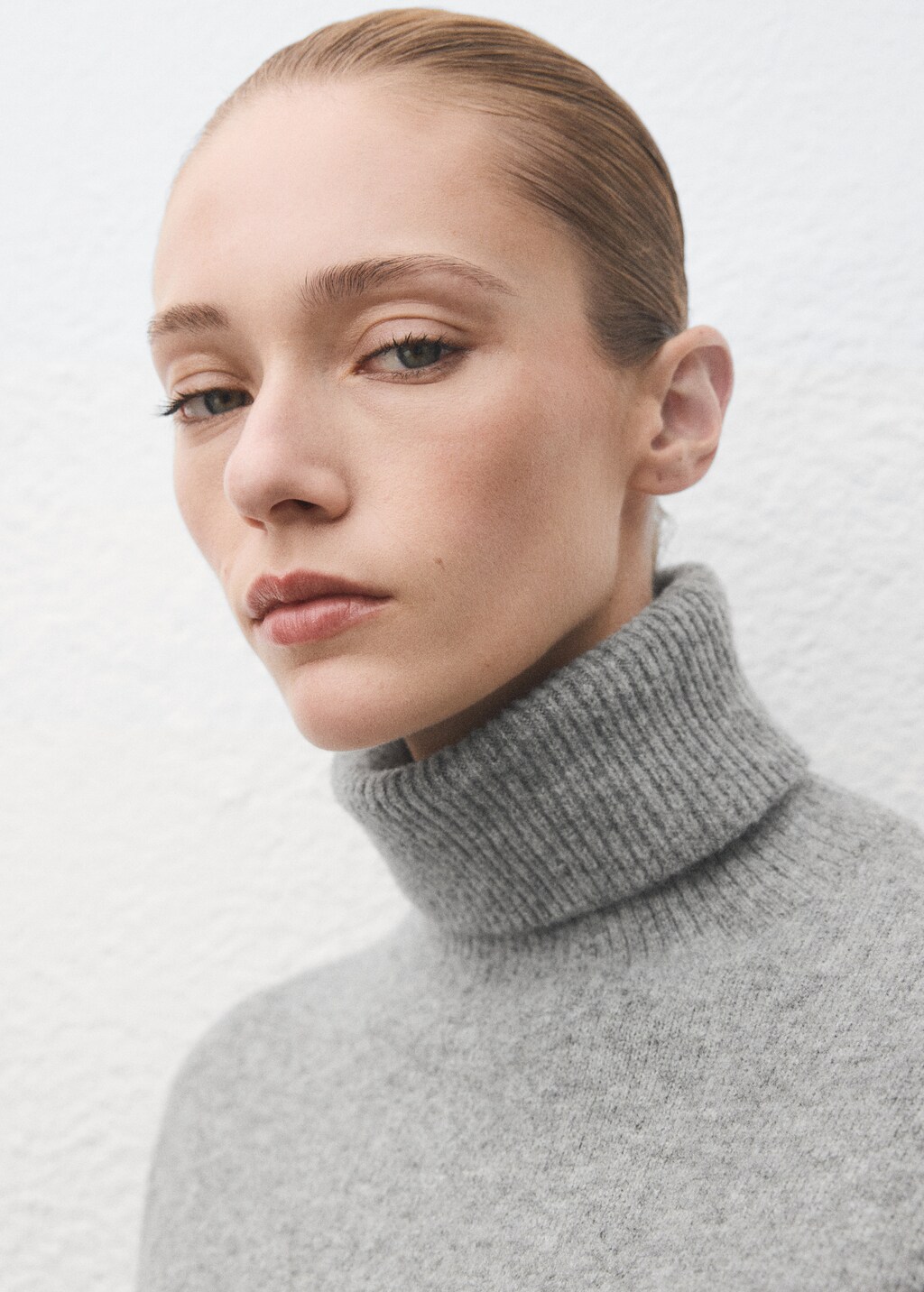 Mango Knitted turtleneck dress