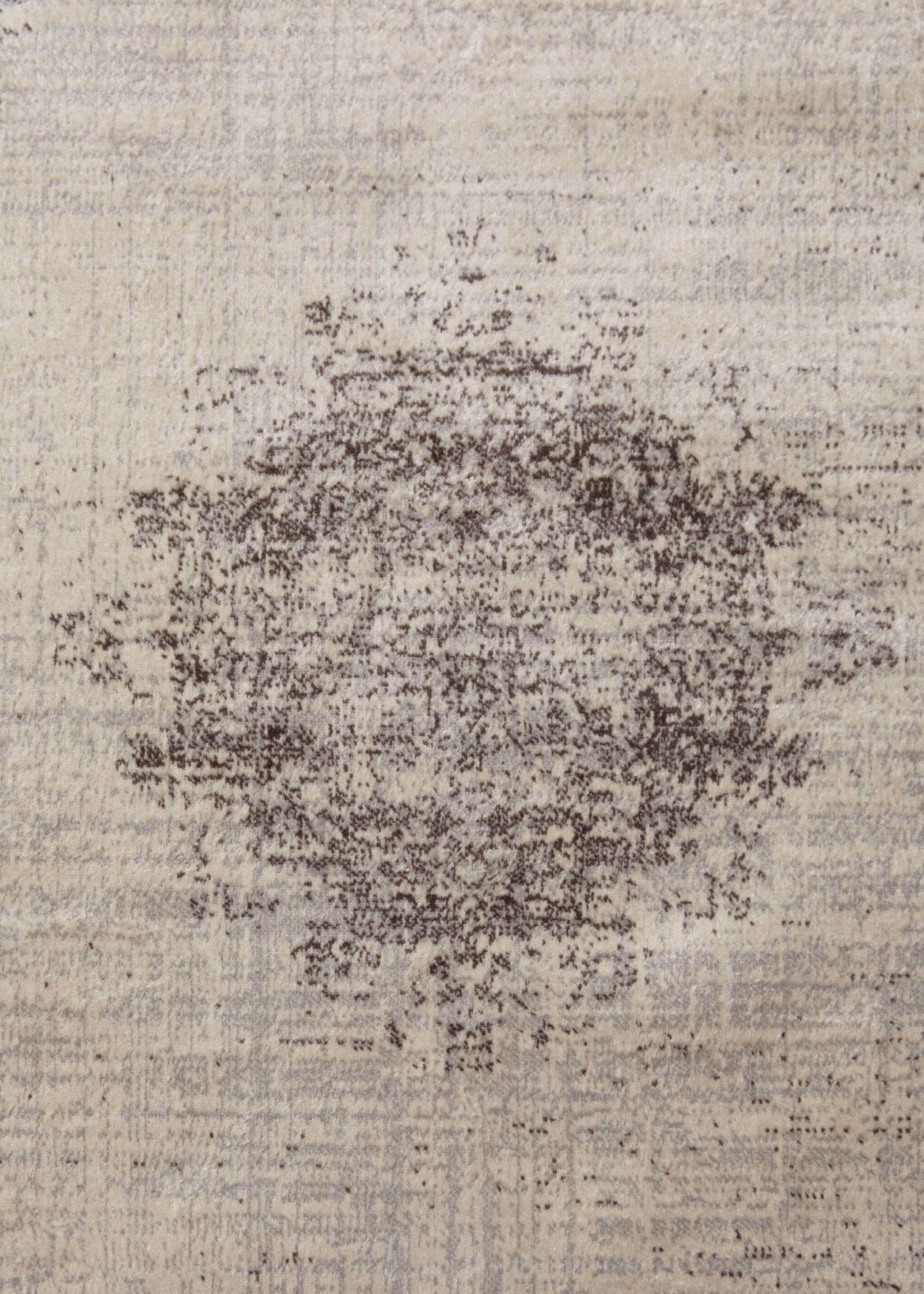 Vintage-effect rug - Details of the article 2, Ecru. Ref: 17027818-00.