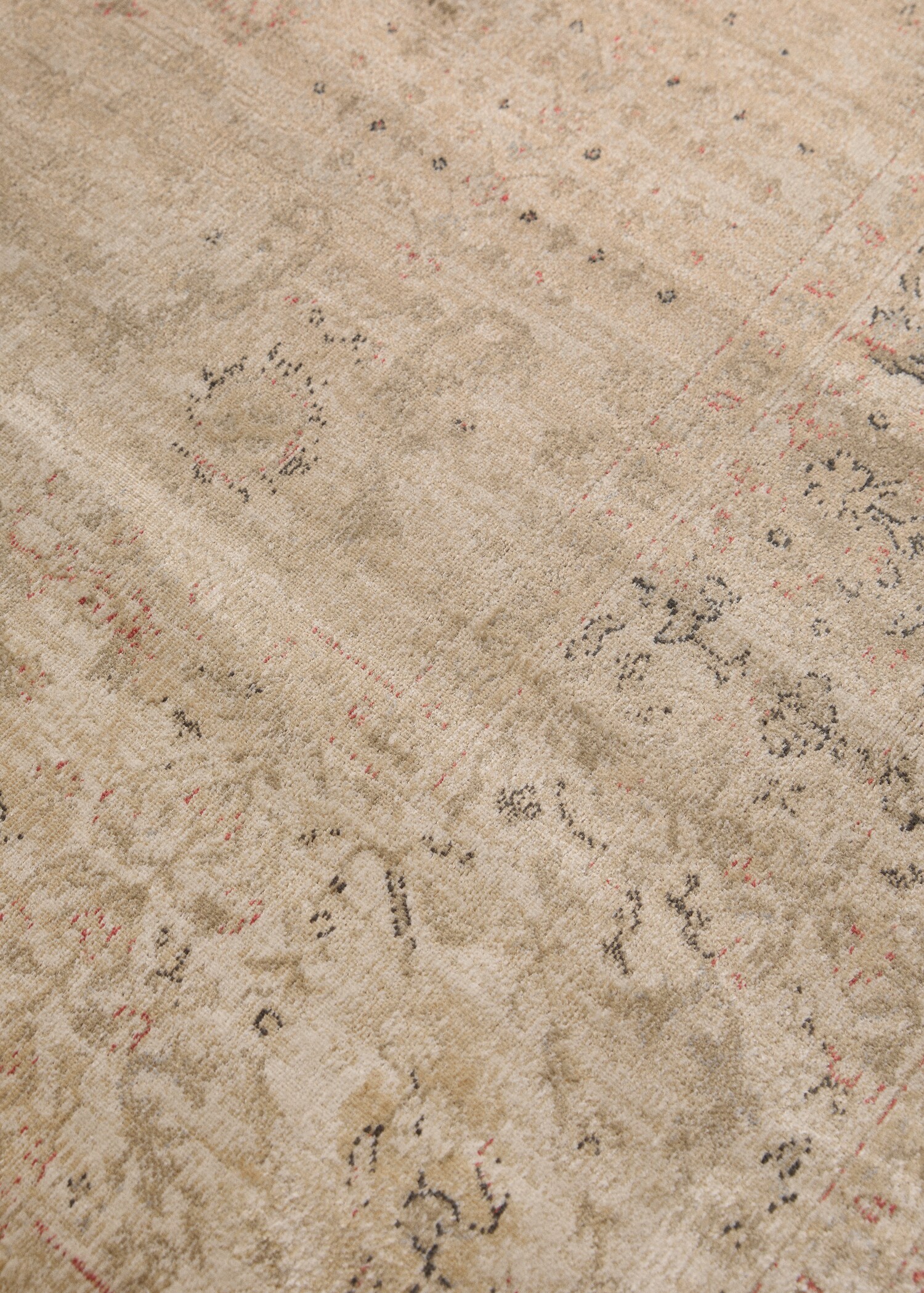 Vintage-effect rug - Details of the article 2