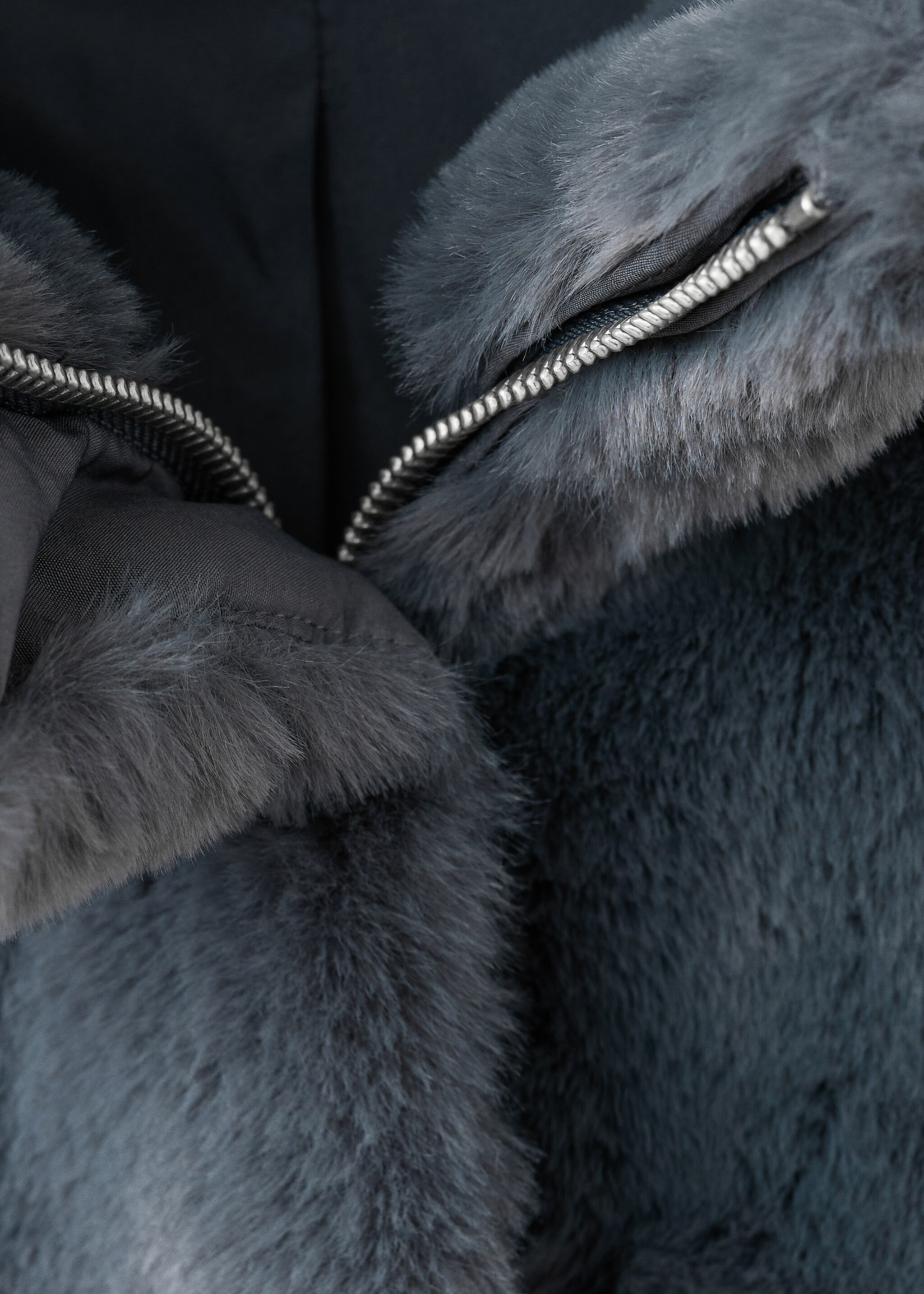 Coat fluffyg - Details of the article 8, Grey. Ref: 17027883-00.
