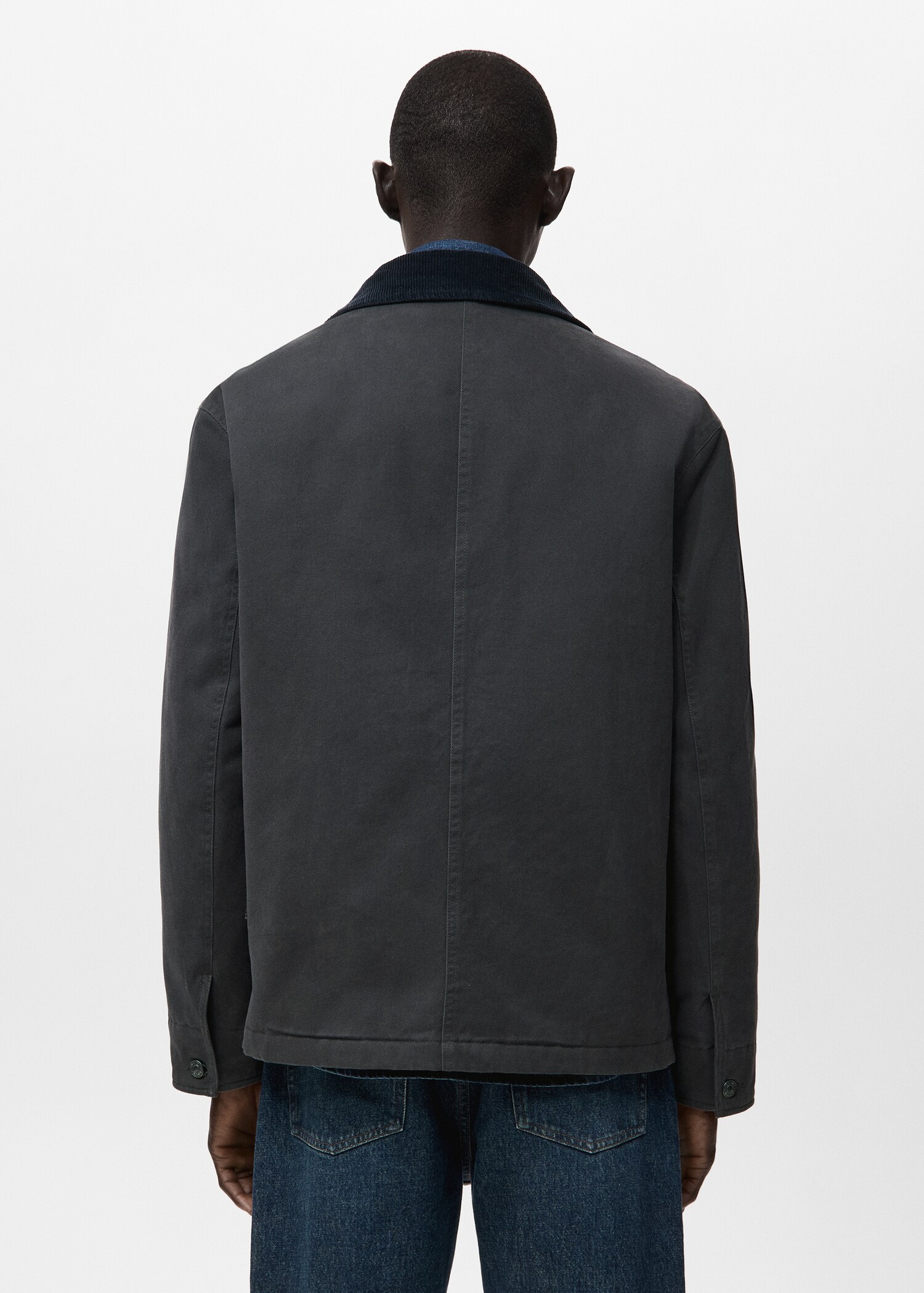 Jacket with pockets and corduroy collar - Reverse of the article