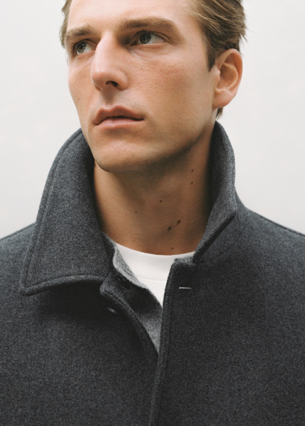 Detachable hood wool coat