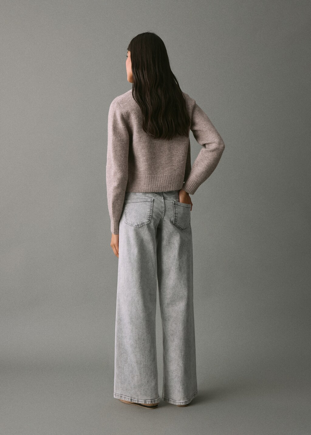 Low-waist studded jeans - Teen | MANGO USA