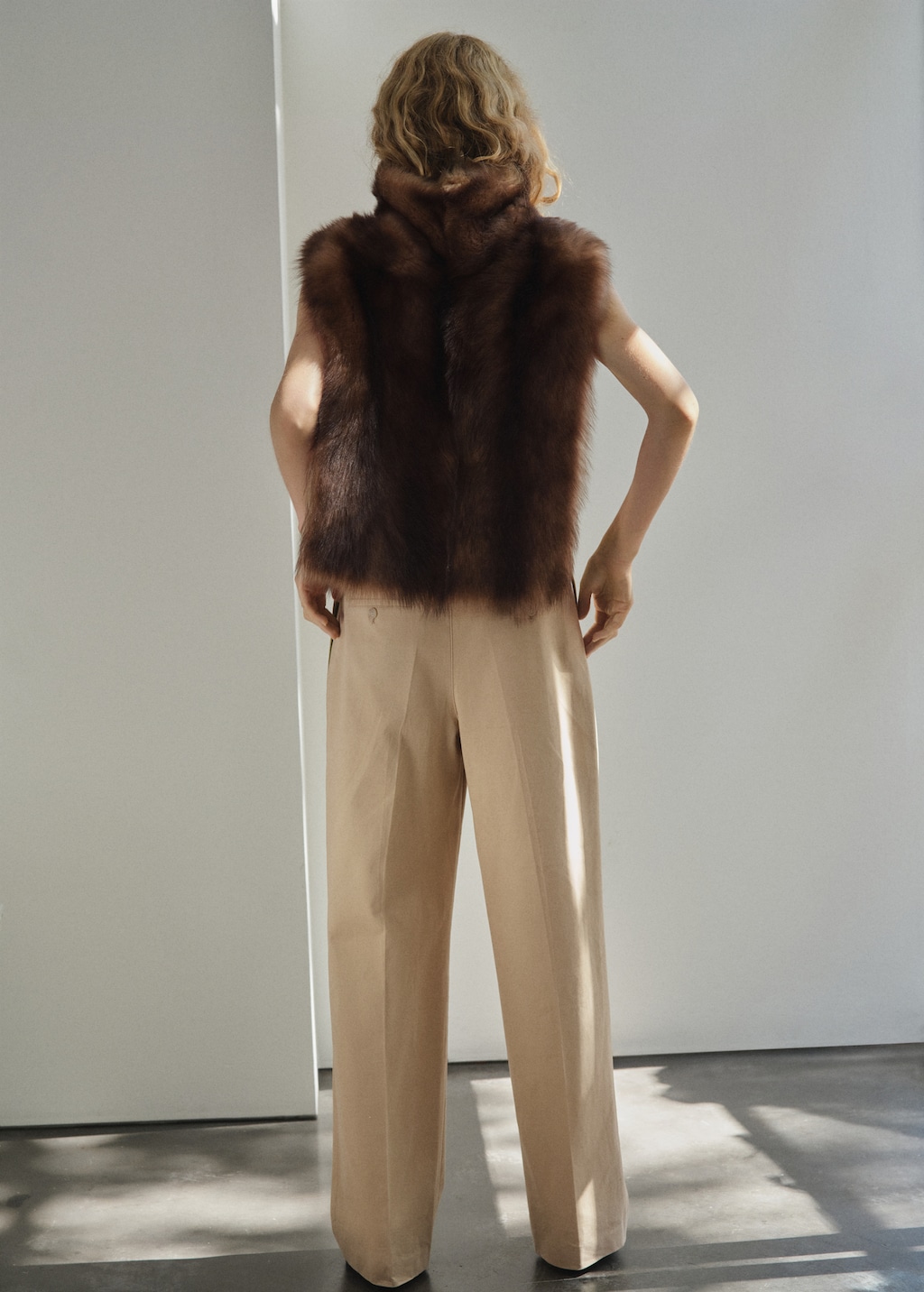 Straight-leg pleated denim trousers