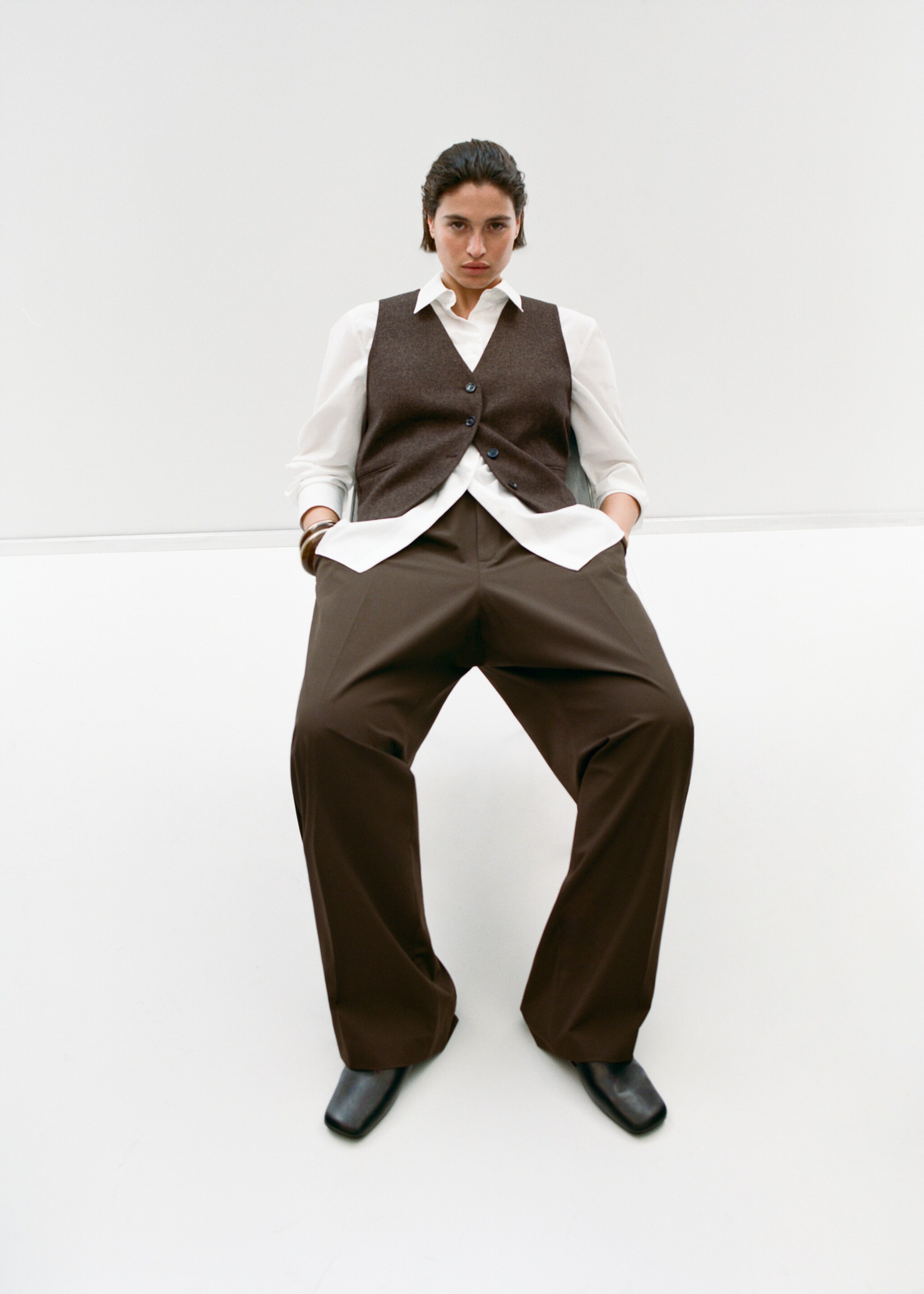 Speckled wool waistcoat - Details of the article 6, Brown. Ref: 17027913-00.