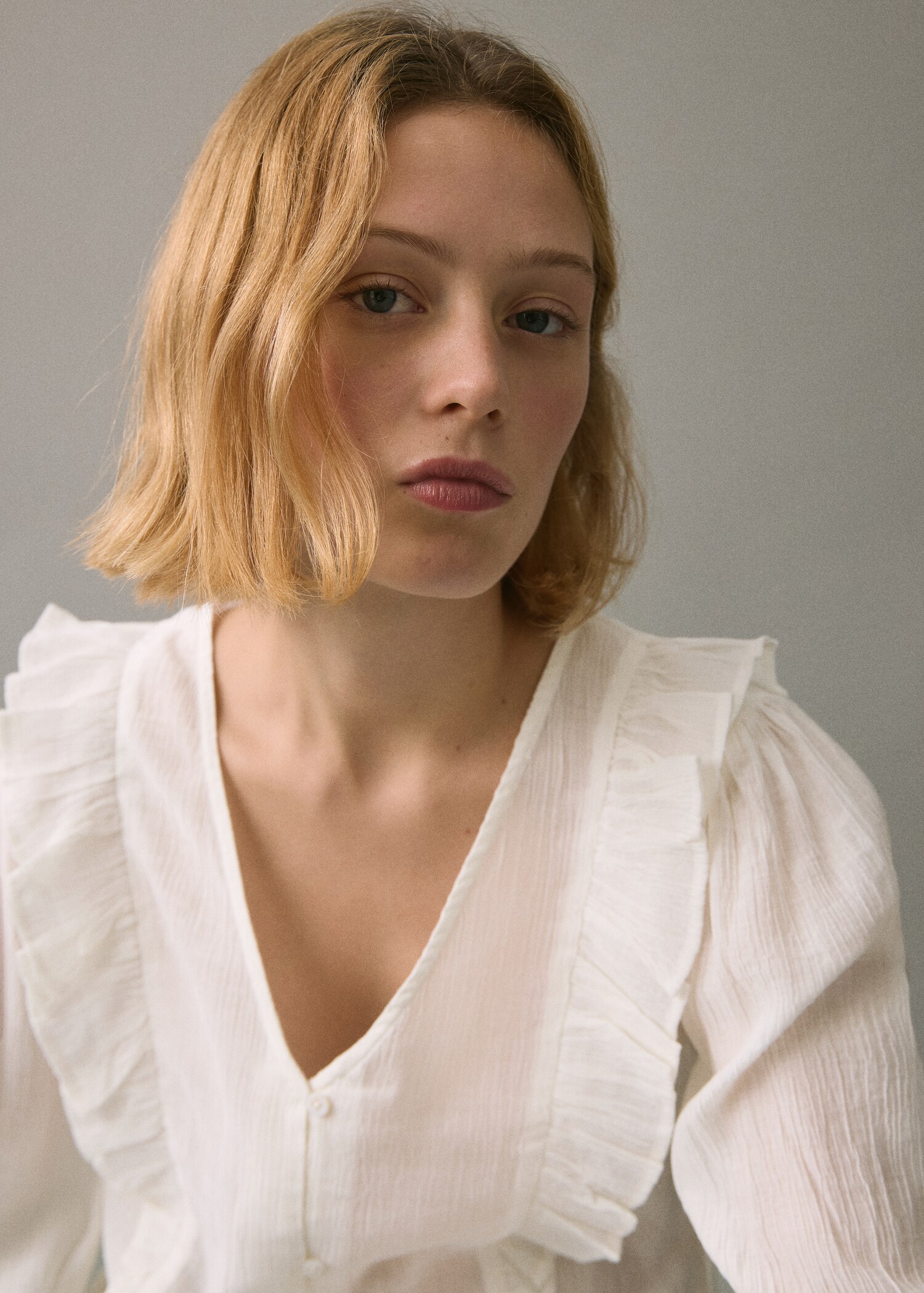 Blusa volantes fluida - Detalle del artículo 1