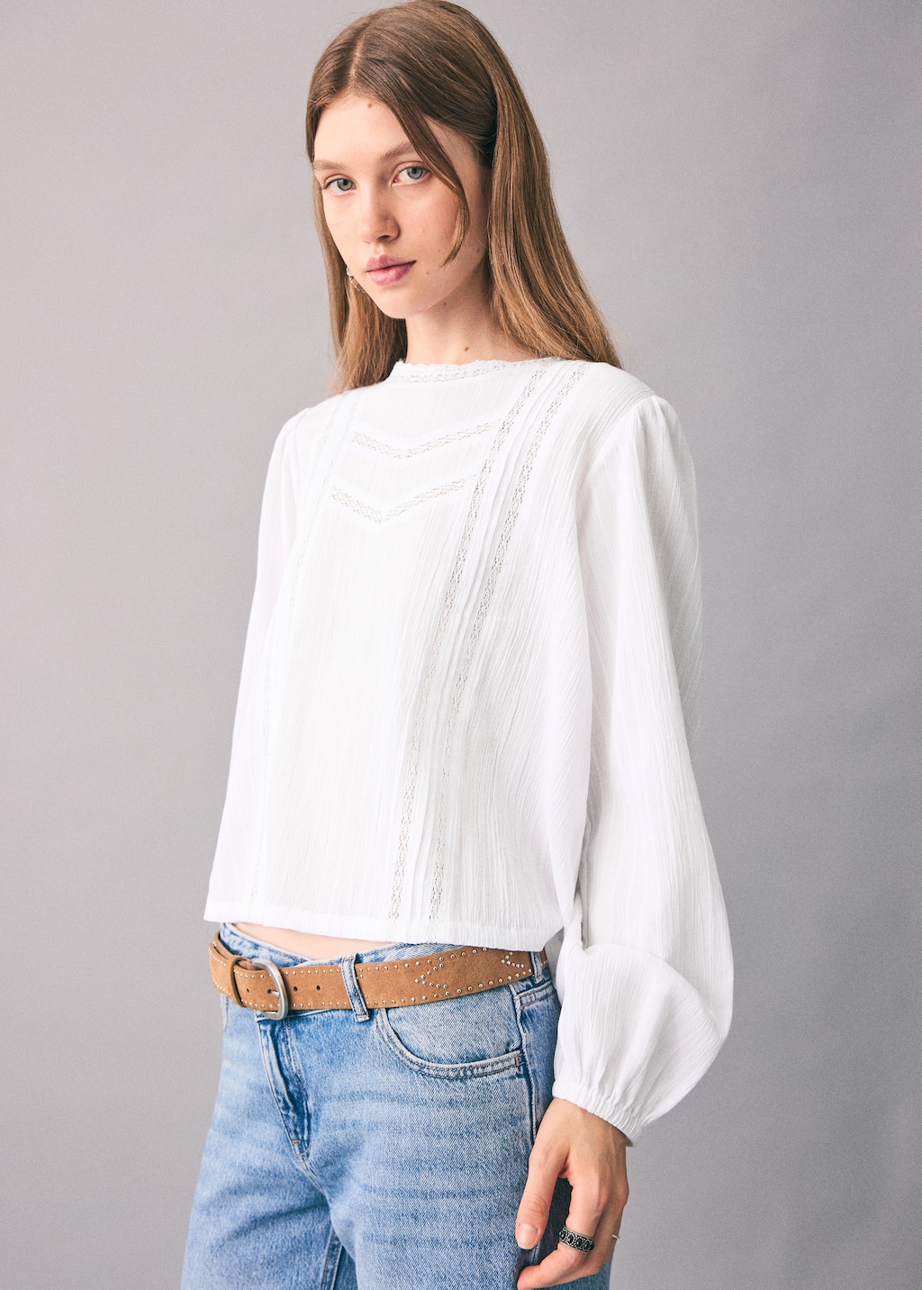 Cotton blouse with lace trim