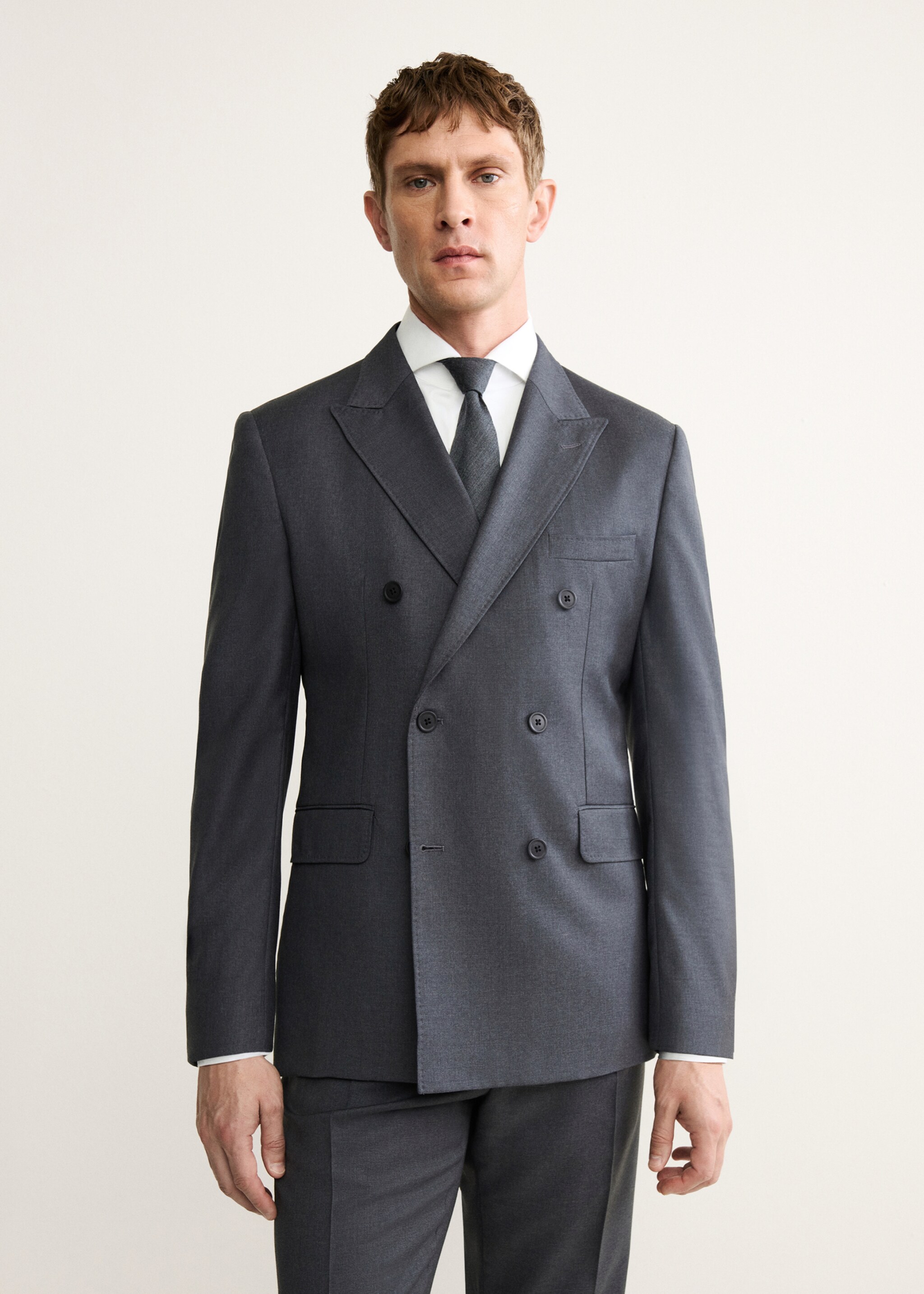 Blazer cruzado de flanela de lã - Plano médio, Cinzento-mesclado escuro. Ref: 17028274-00.