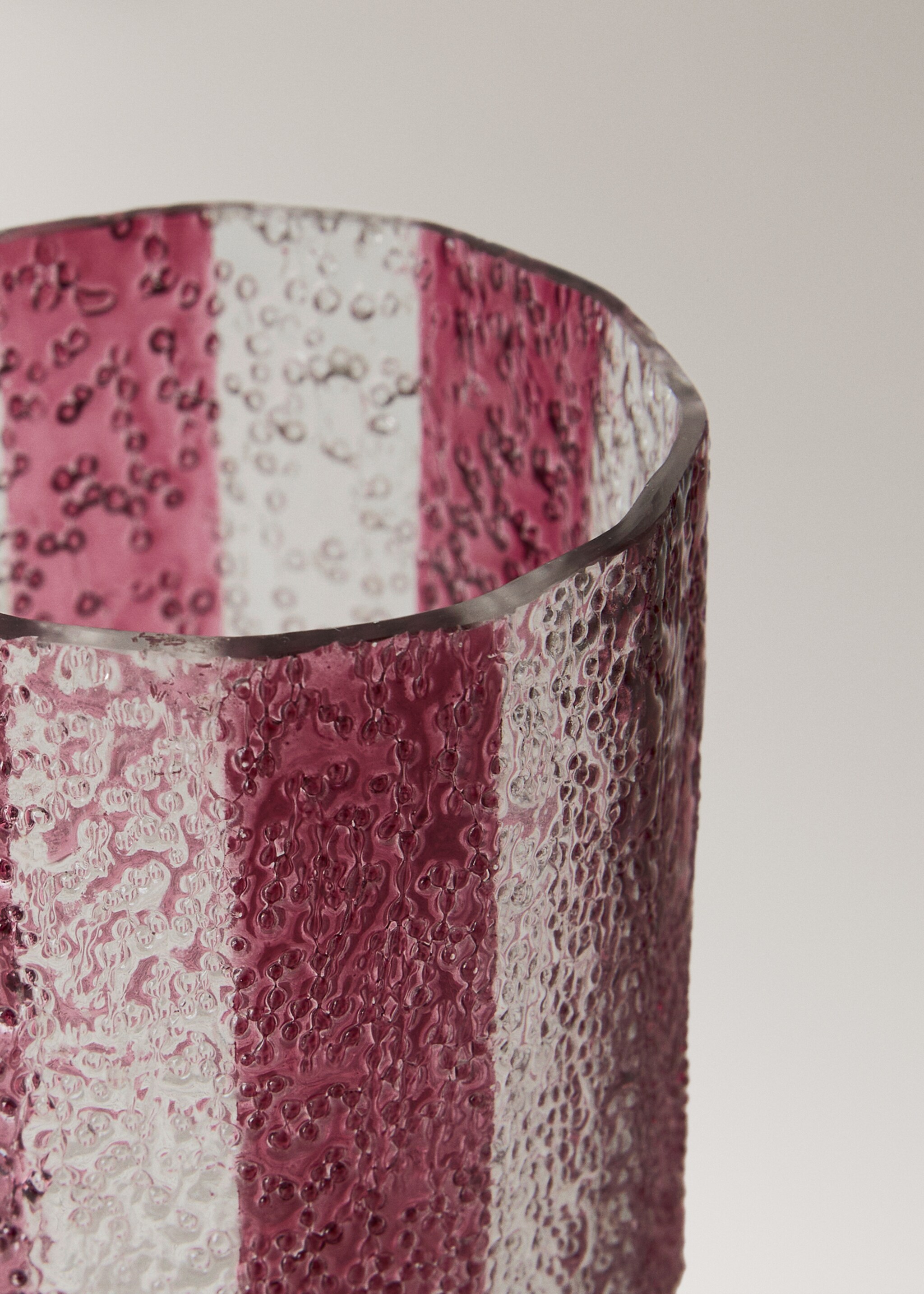 Small striped glass candle holder - Details of the article 1, Red. Ref: 17028285-00.