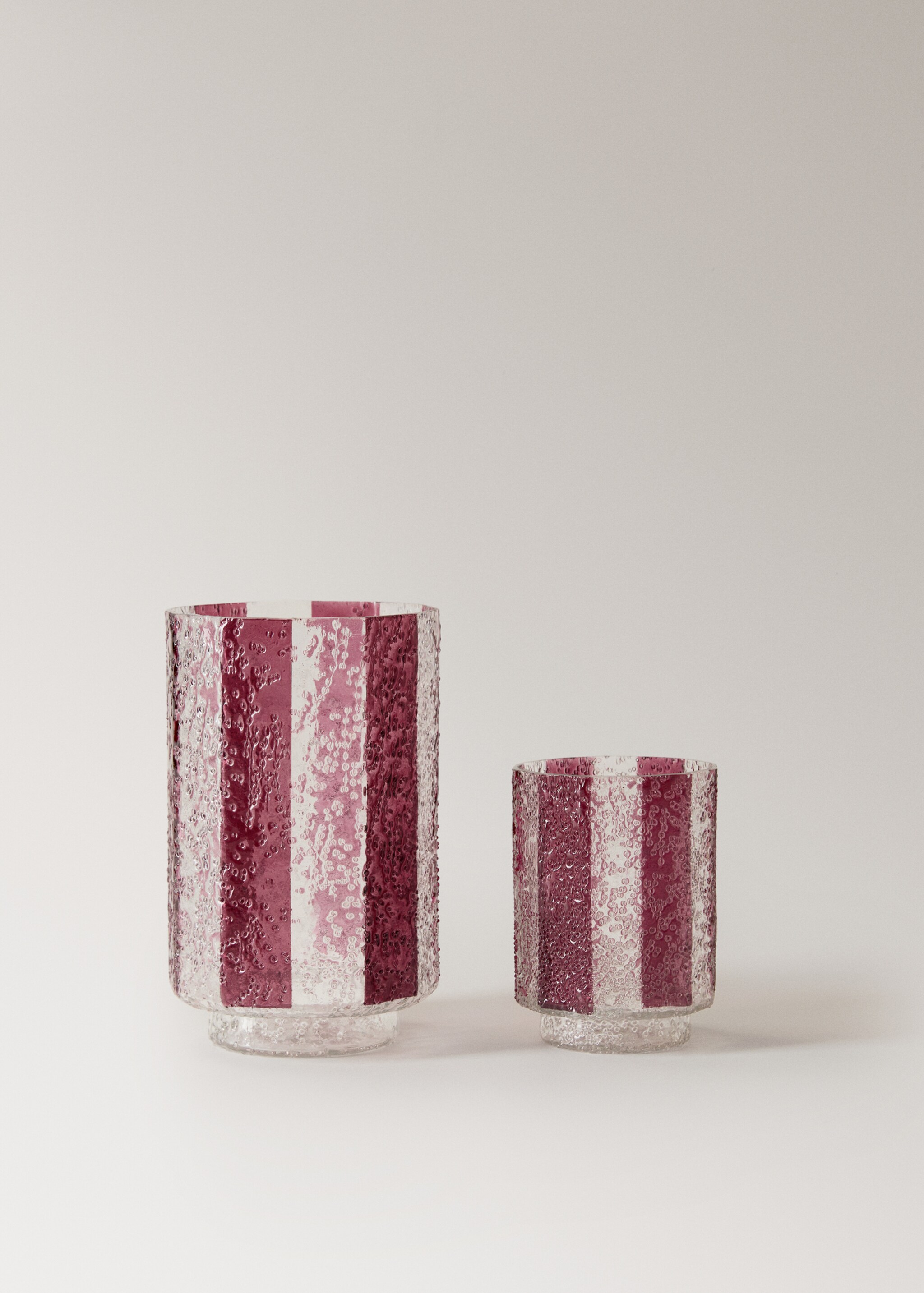 Small striped glass candle holder - Details of the article 3, Red. Ref: 17028285-00.