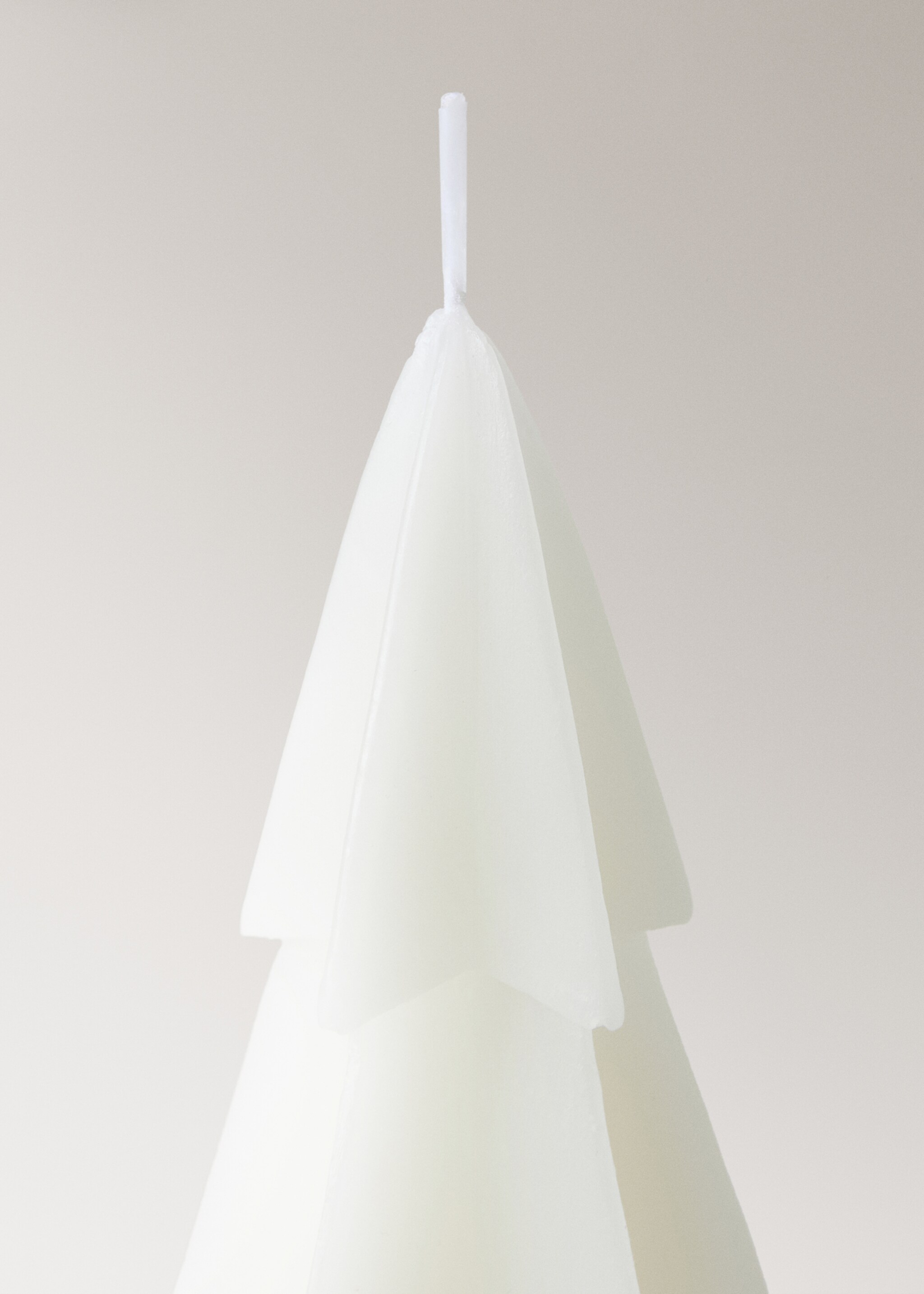 Large decorative fir candle - Details of the article 1, Off White. Ref: 17028642-00.