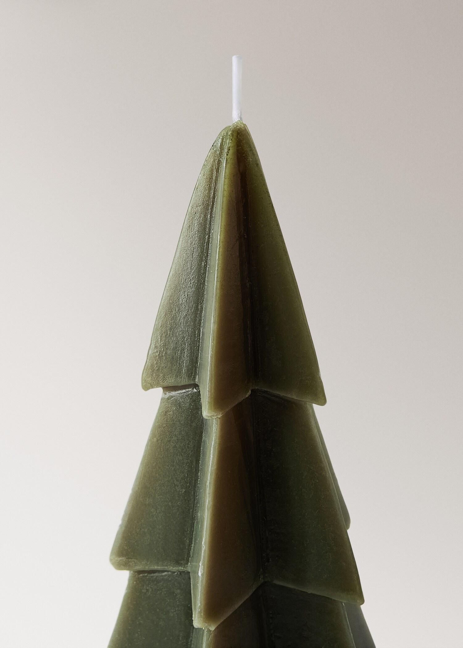 Large decorative fir candle - Details of the article 1