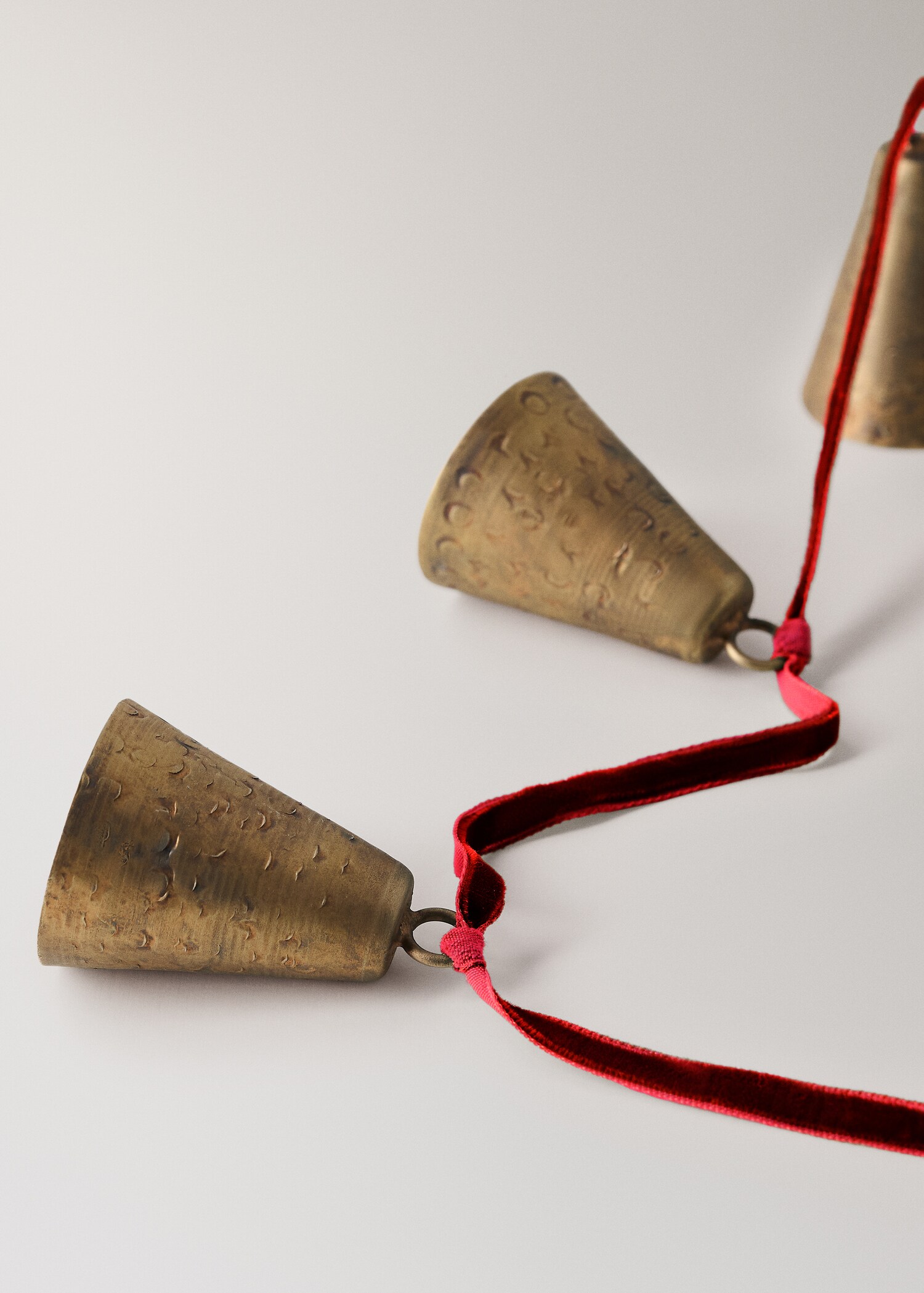 Decorative bell garland - Details of the article 3