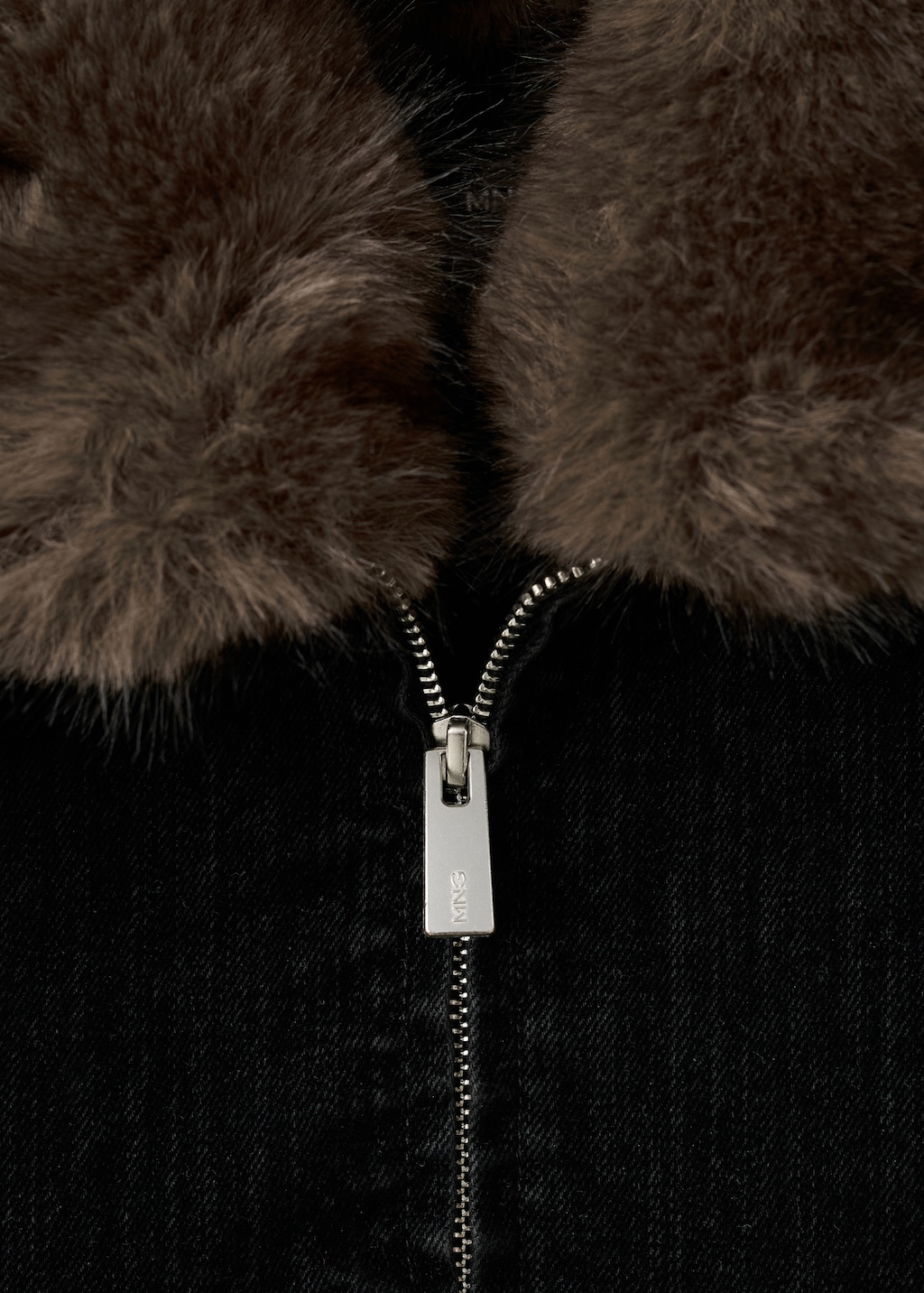 Corduroy jacket with fur collar