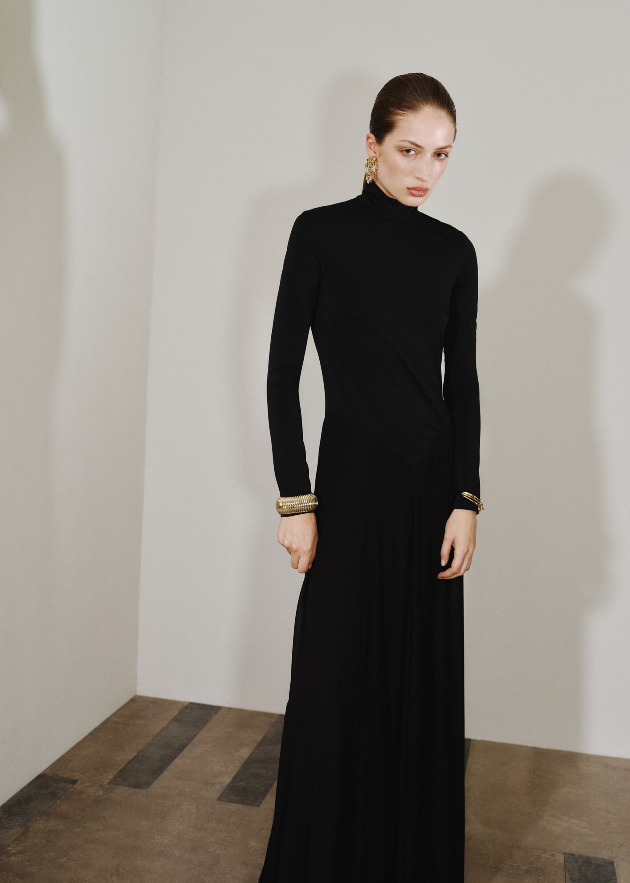 A-line turtleneck dress - Medium plane, Black. Ref: 17029109-00.