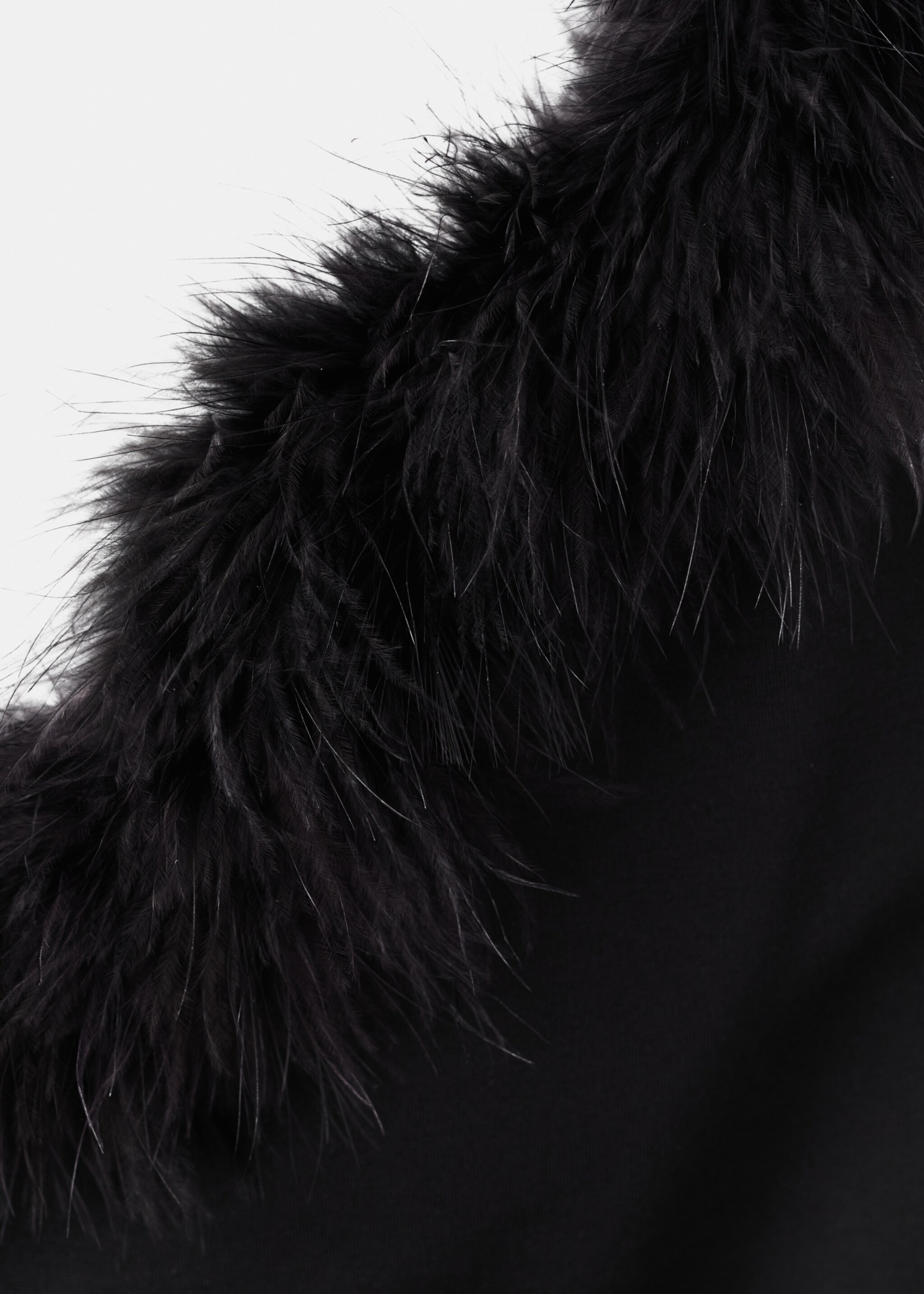 Asymmetrical speckled top - Details of the article 8, Black. Ref: 17029110-00.