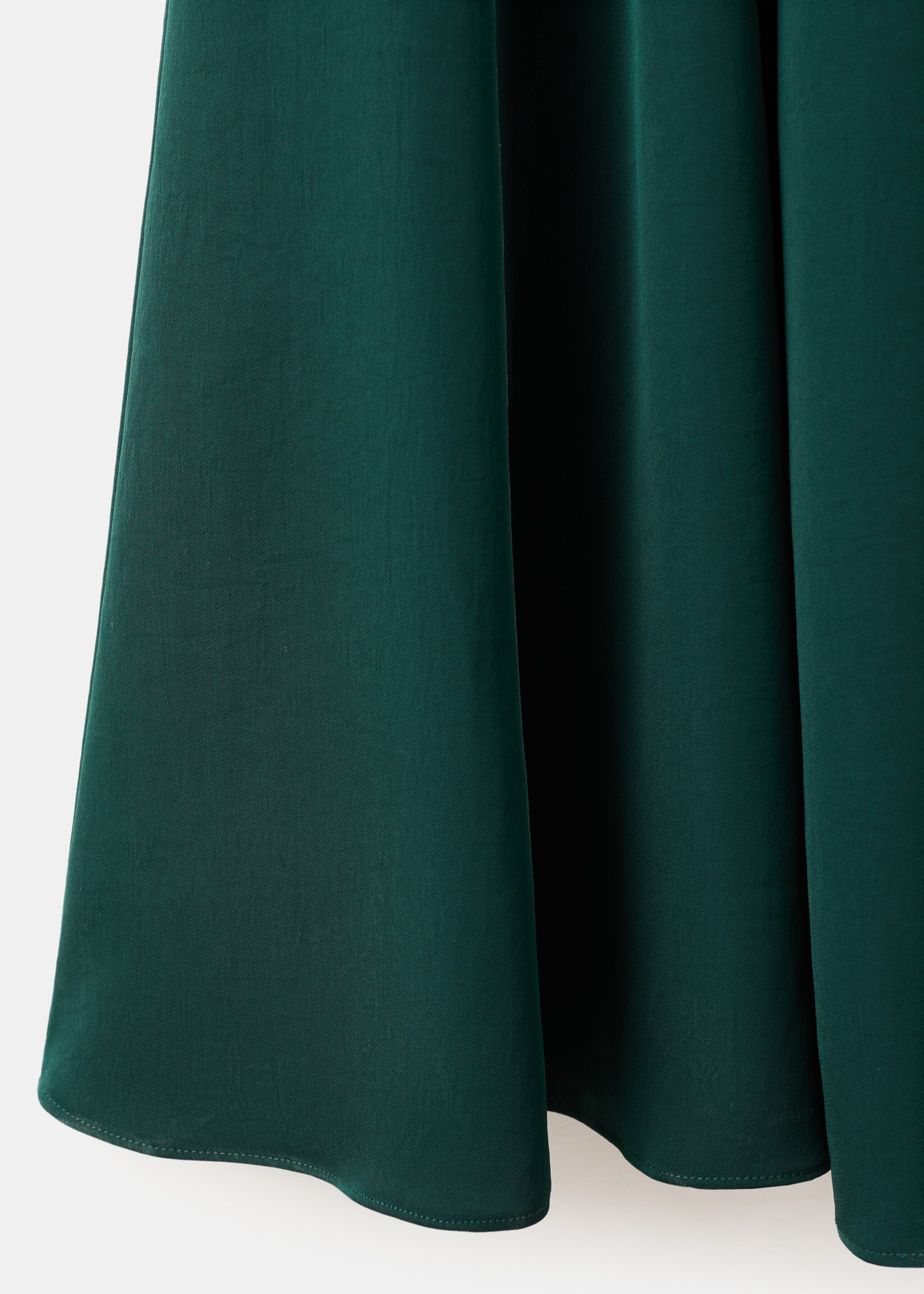 A-line dress with godets - Details of the article 8, Green. Ref: 17029119-00.