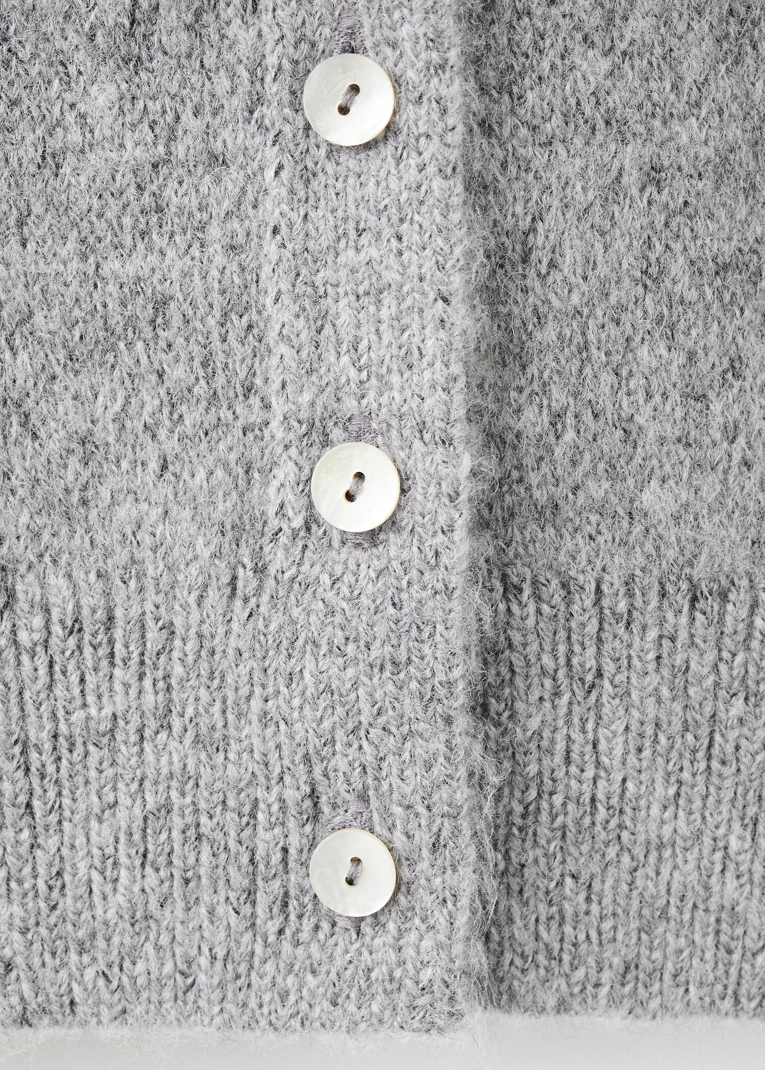 Bow tie neck cardigan - Details of the article 0