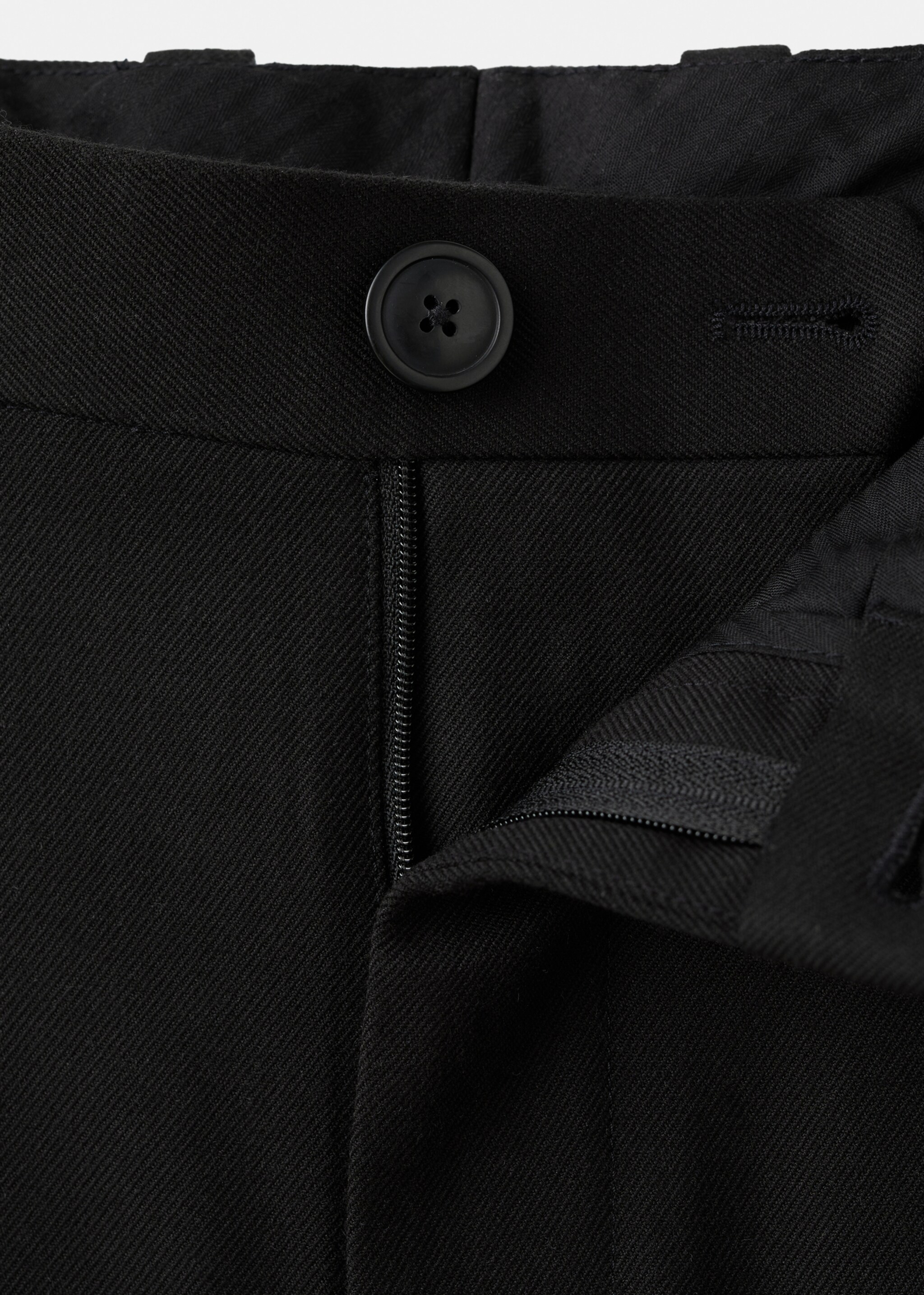 Regular-fit pleated trousers - Details of the article 8, Black. Ref: 17029207-00.