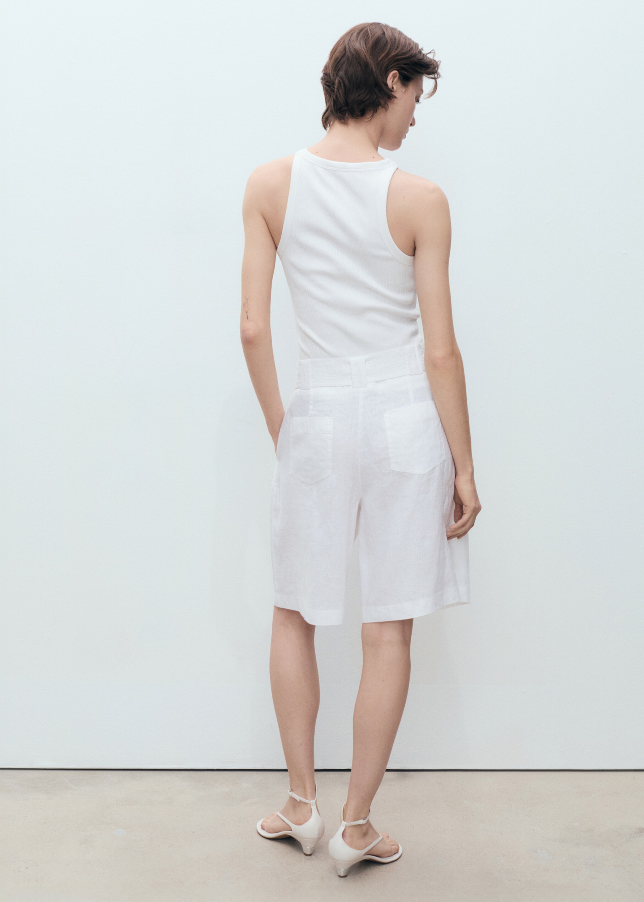 Belt linen-blend Bermuda shorts - Reverse of the article