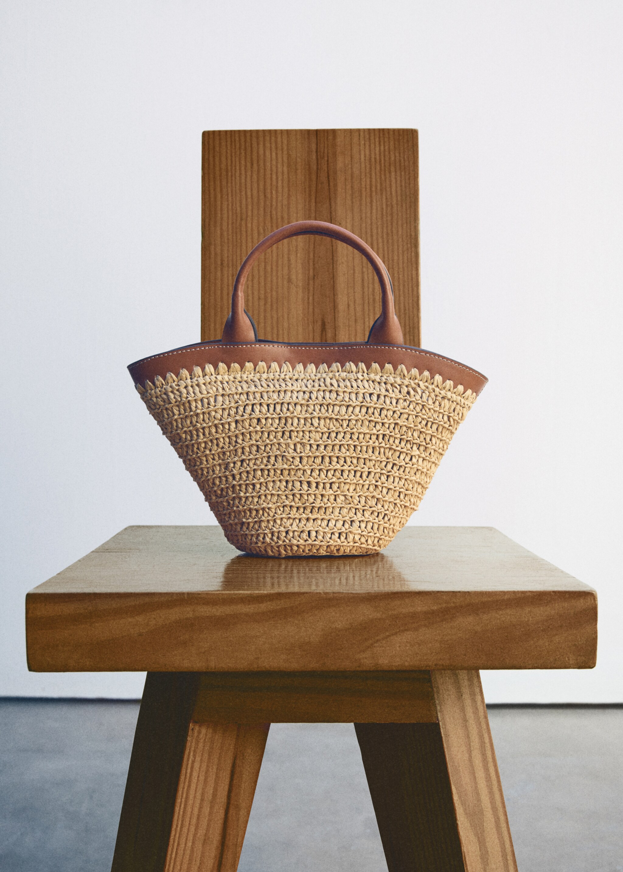 Small double-handle natural fibre bag - Details of the article 6