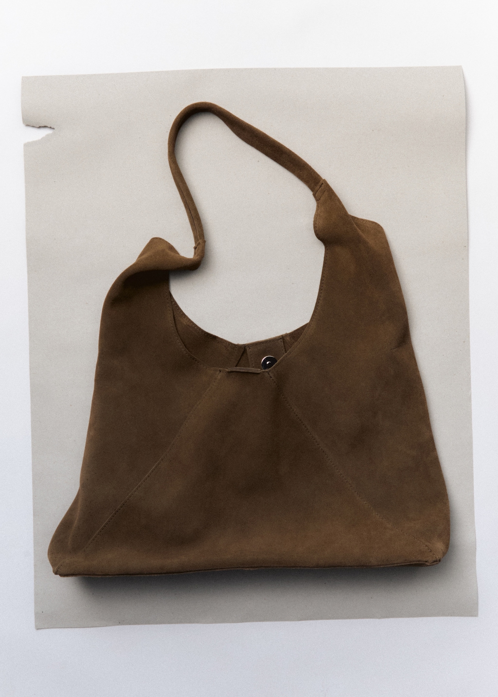 ★EMIS★ SUEDE SHOULDER BAGBEIGE m1037_1334947 Suede shoulder bag - Women | MANGO Benin