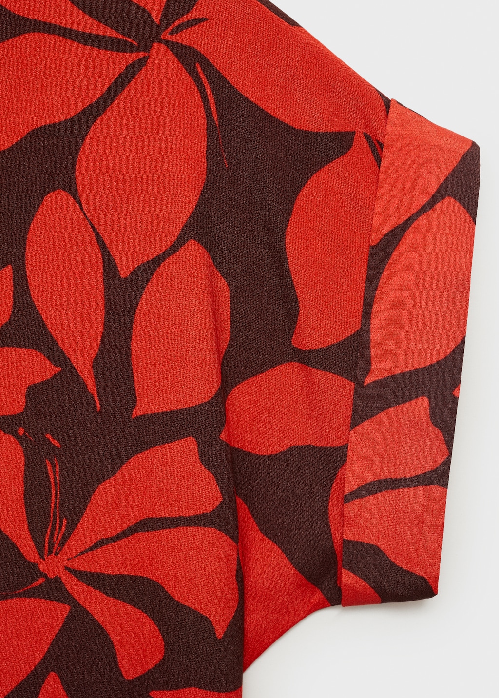 Printed short-sleeved shirt