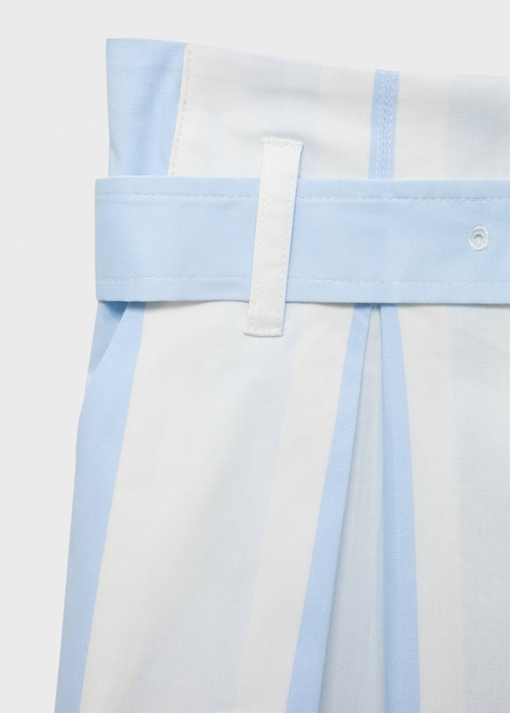 Striped culotte pants with belt