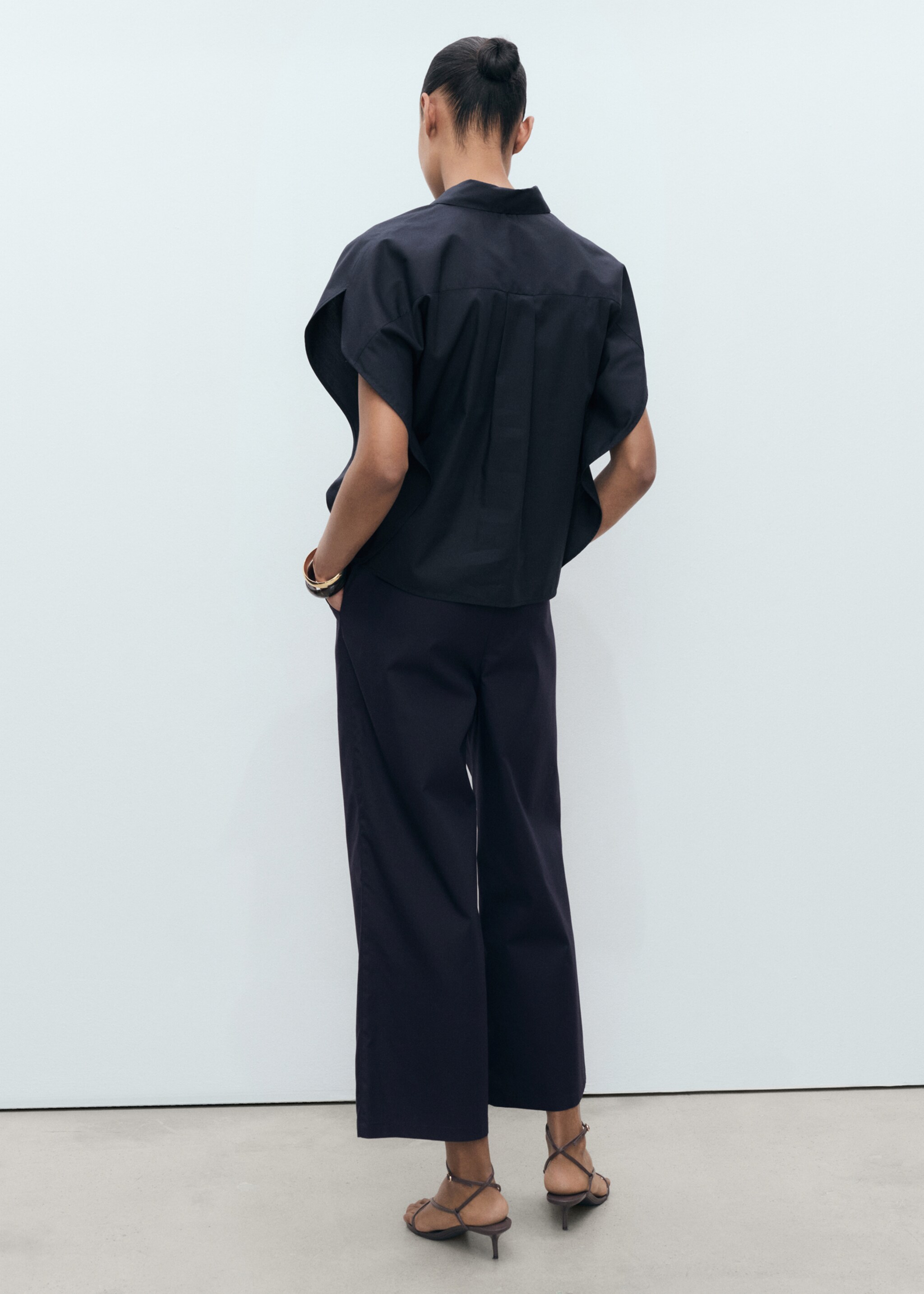 Camisa oversize manga corta - Reverso del artículo