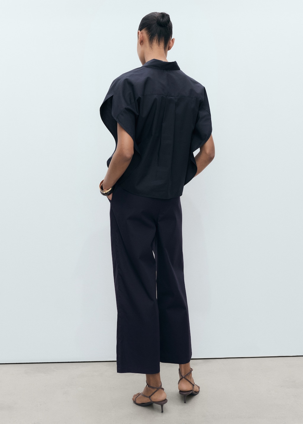 Oversized short-sleeved shirt