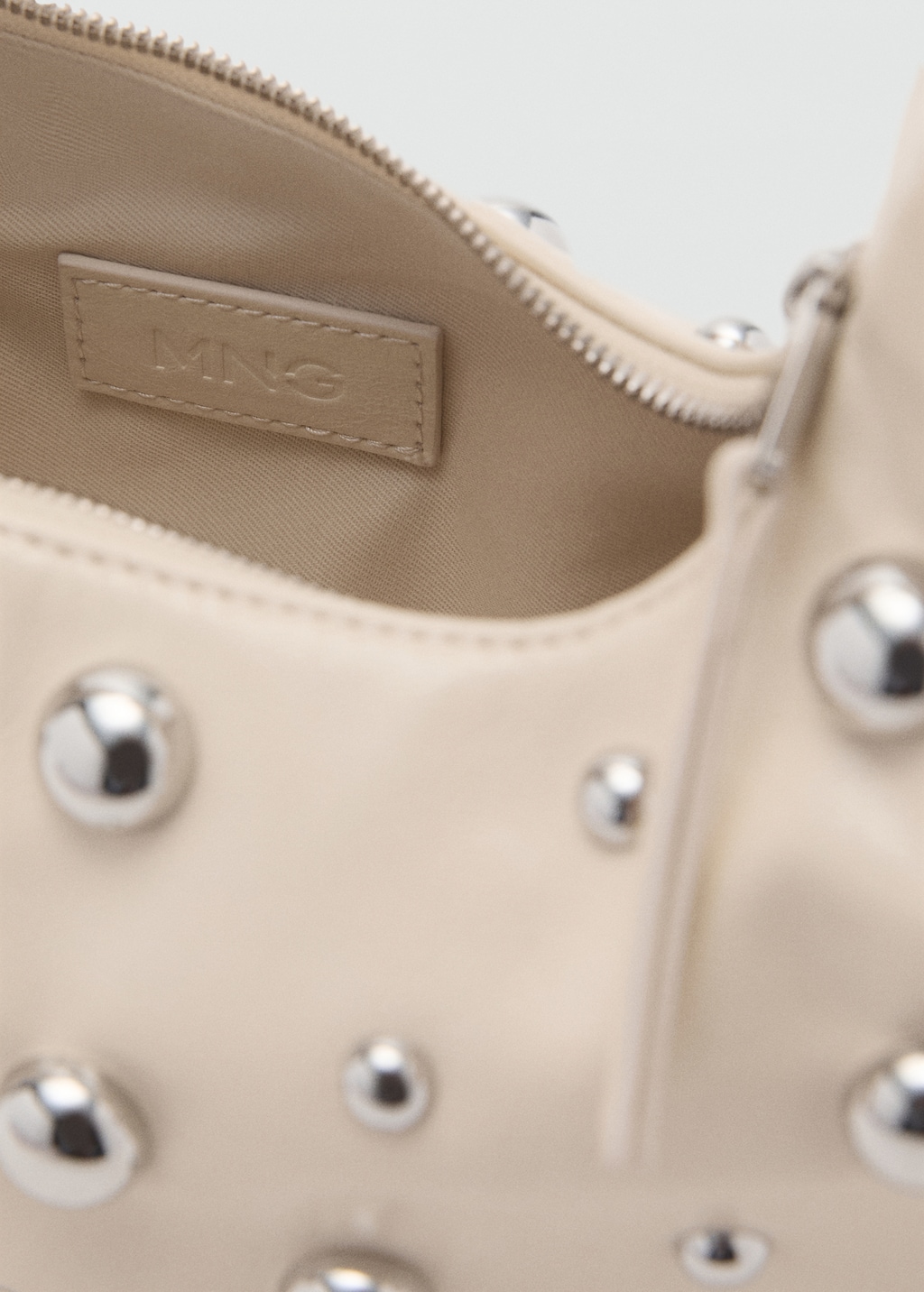 Studded shoulder bag - Women | MANGO USA
