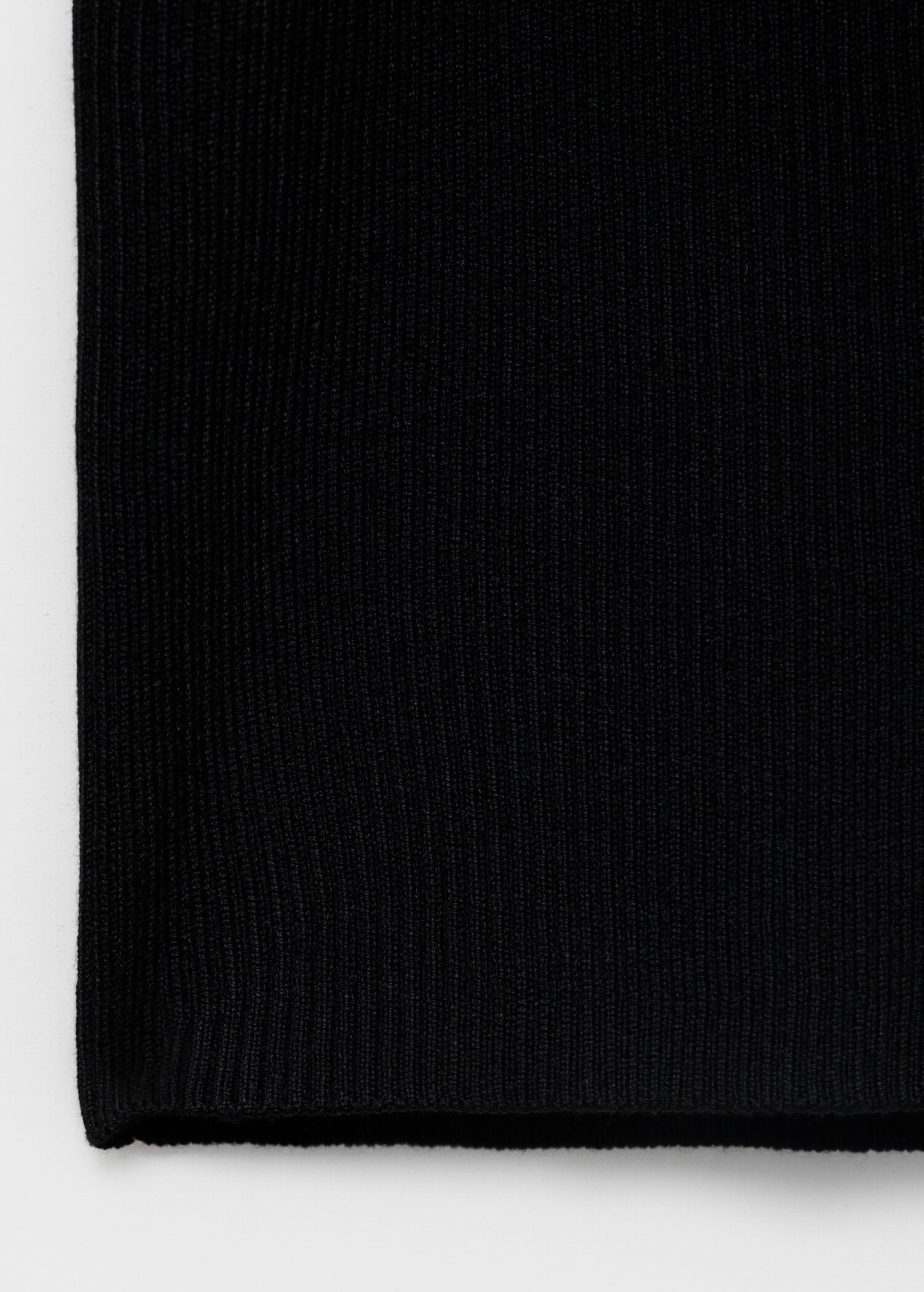 Knitted top with contrast details - Details of the article 0