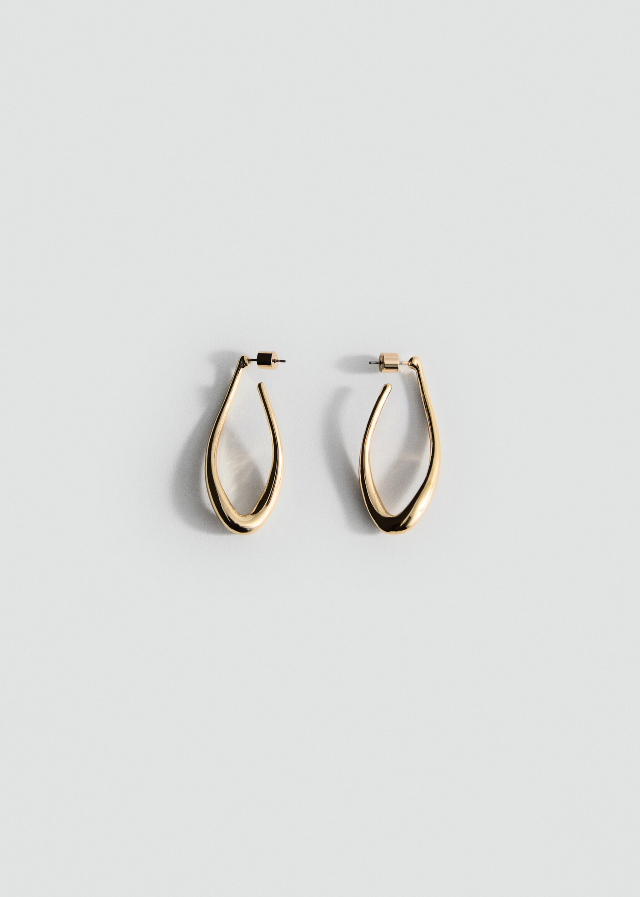 Twisted hoop earrings - Article without model