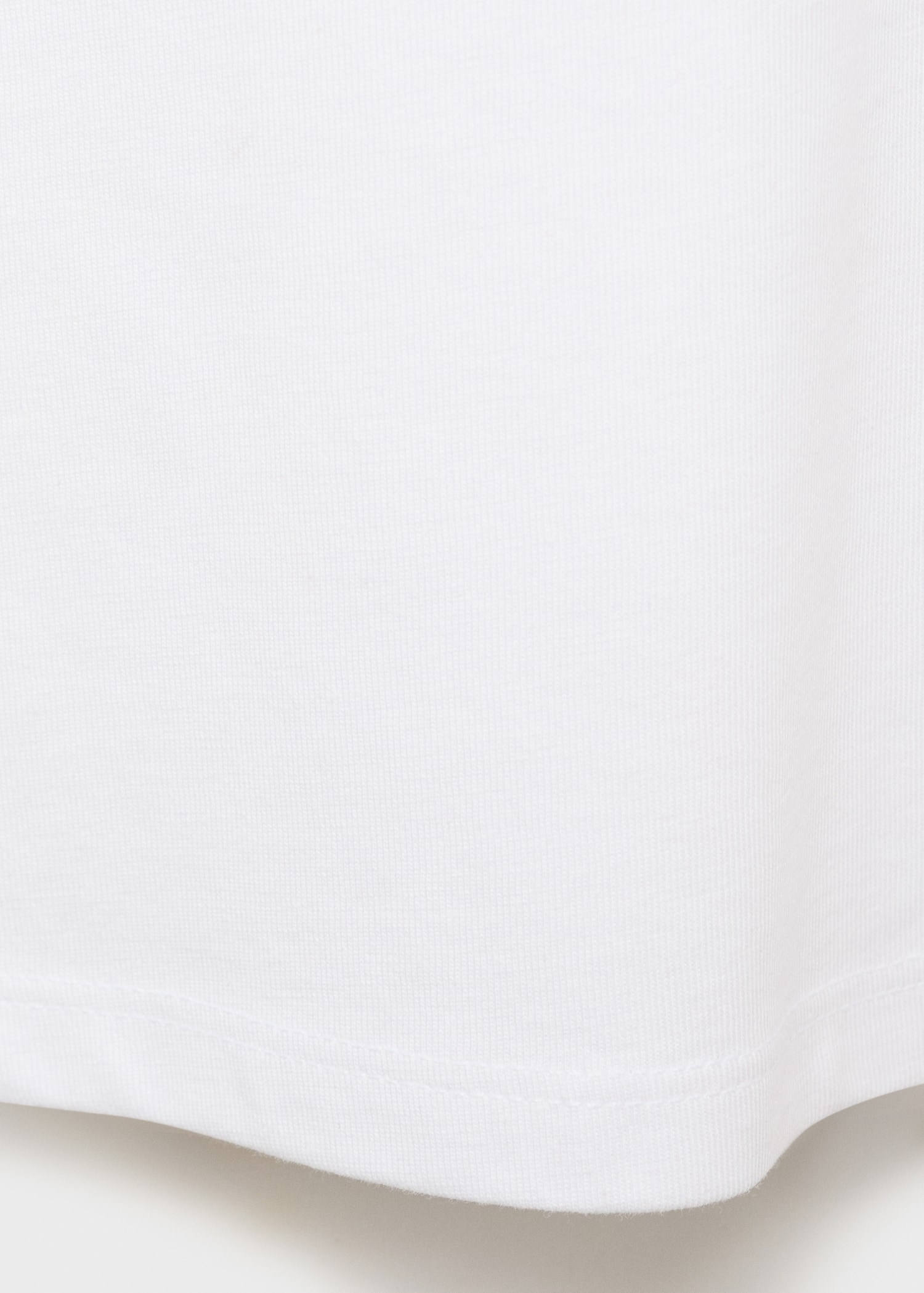 Short-sleeved t-shirt with shoulder pads - Details of the article 0