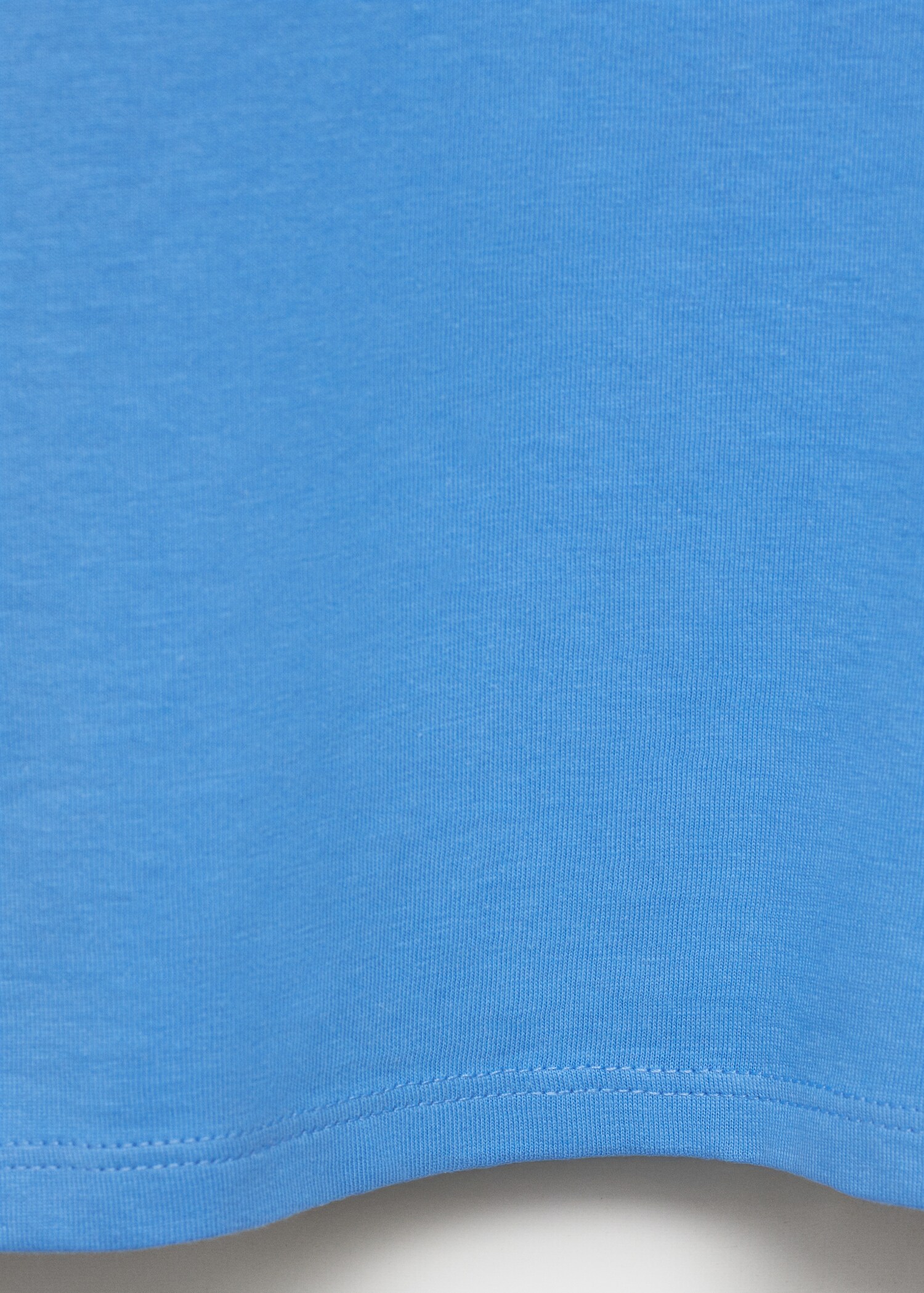 Short-sleeved t-shirt with shoulder pads - Details of the article 0