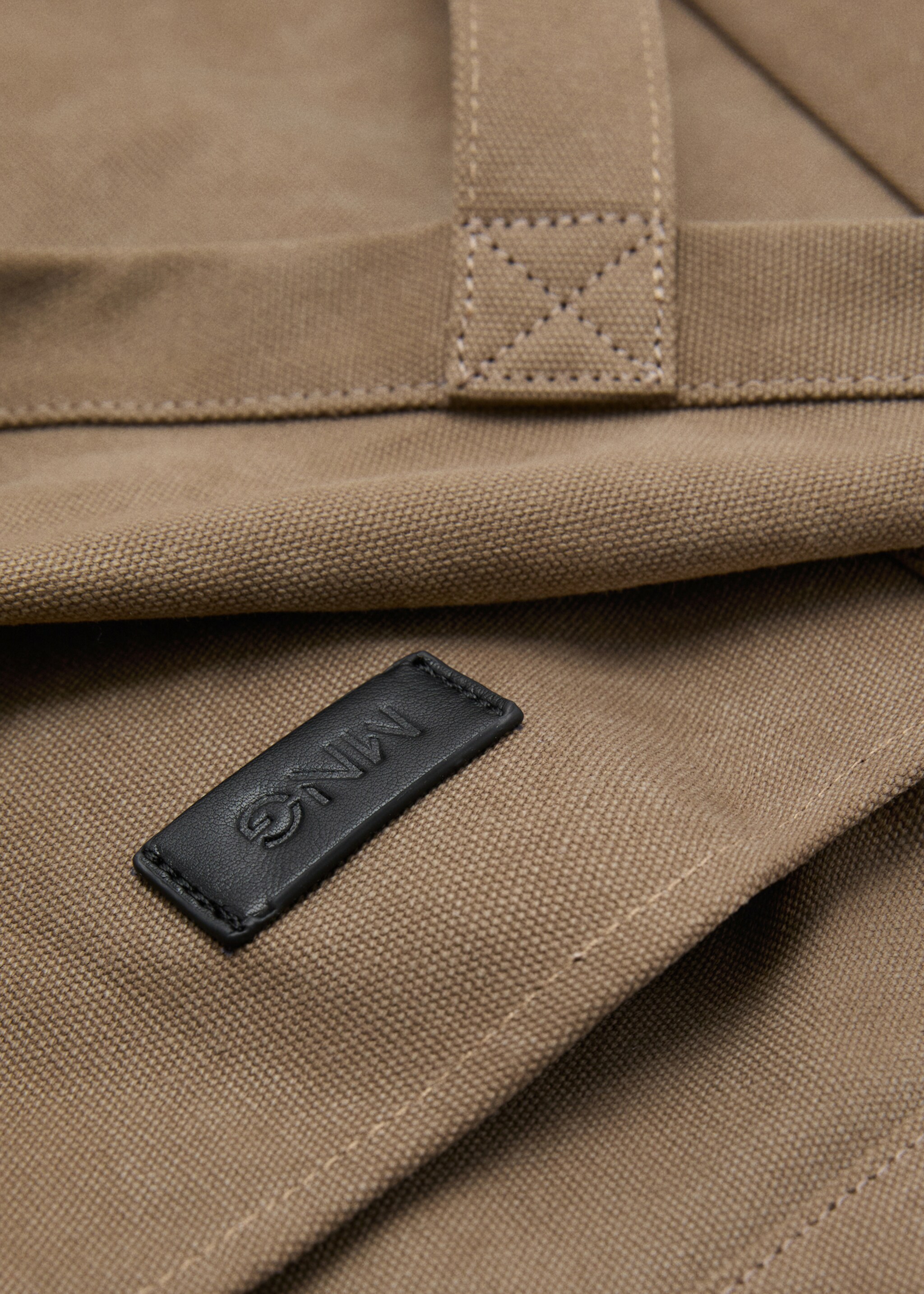 Handbag tote - Details of the article 3