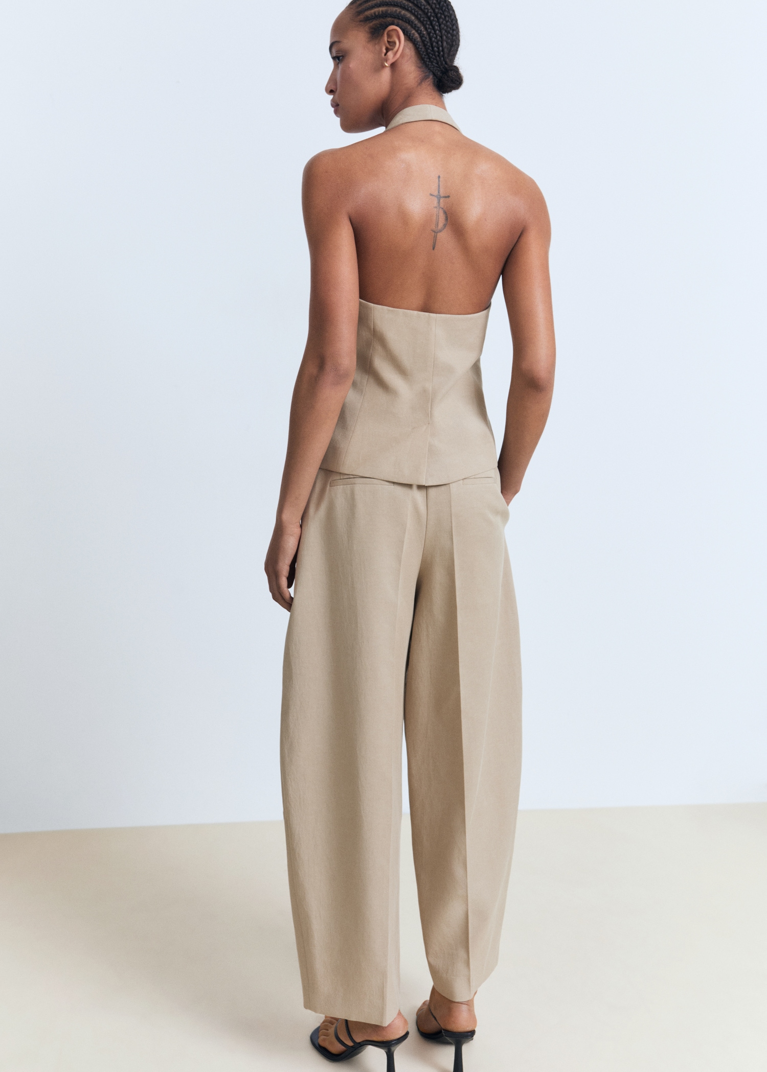 Linen-blend balloon trousers - Reverse of the article