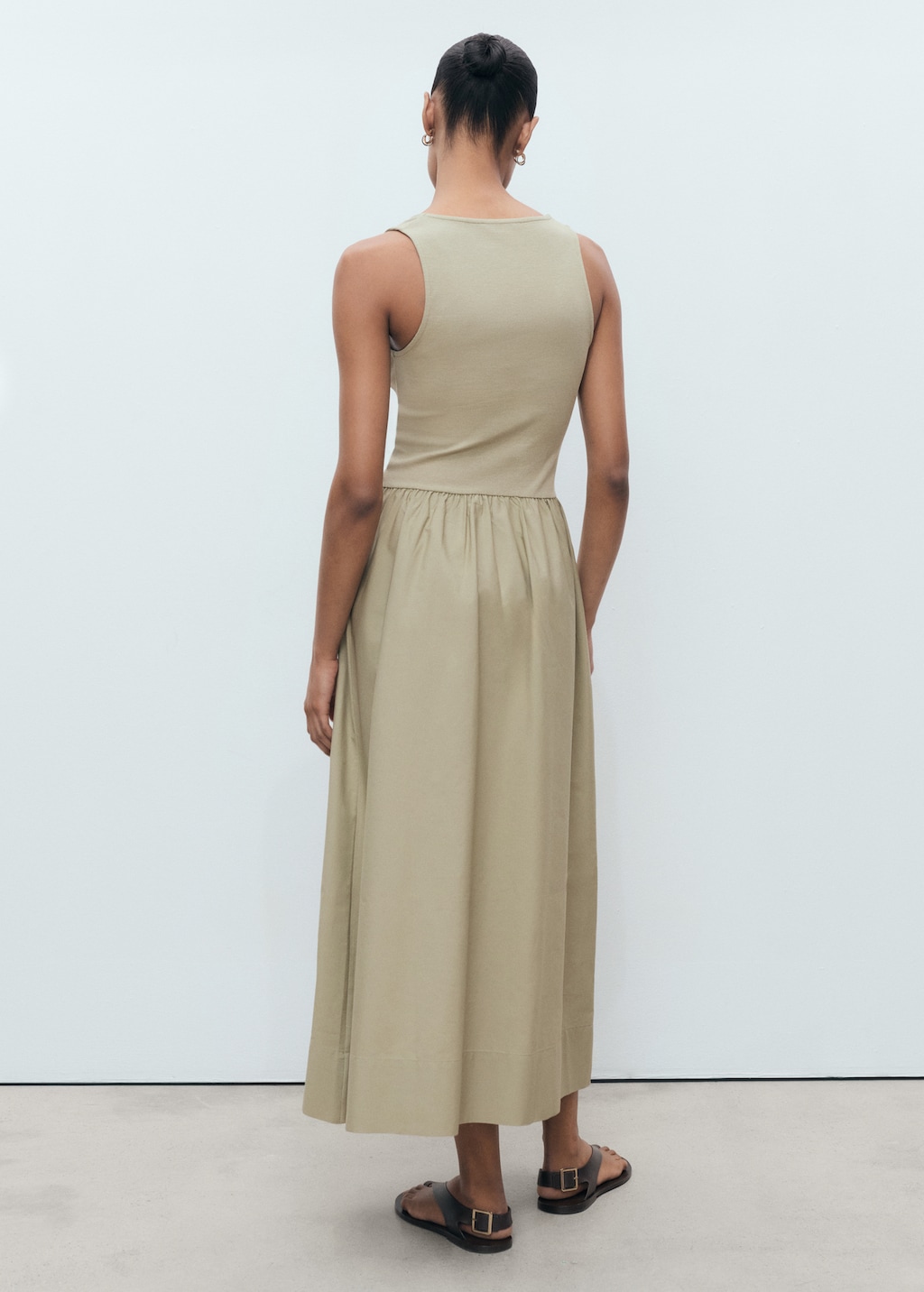 Flared dress combined fabric