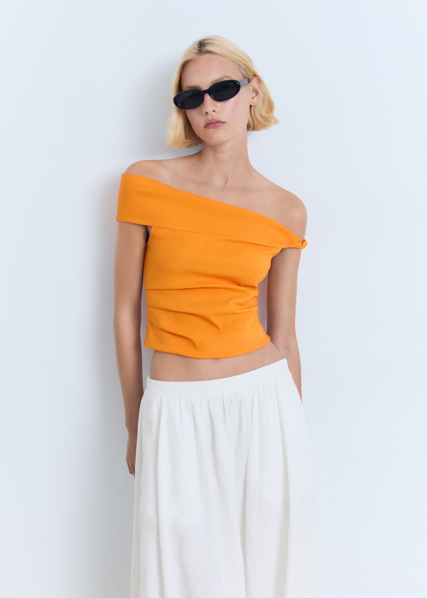 Asymmetrical strapless top - Medium plane